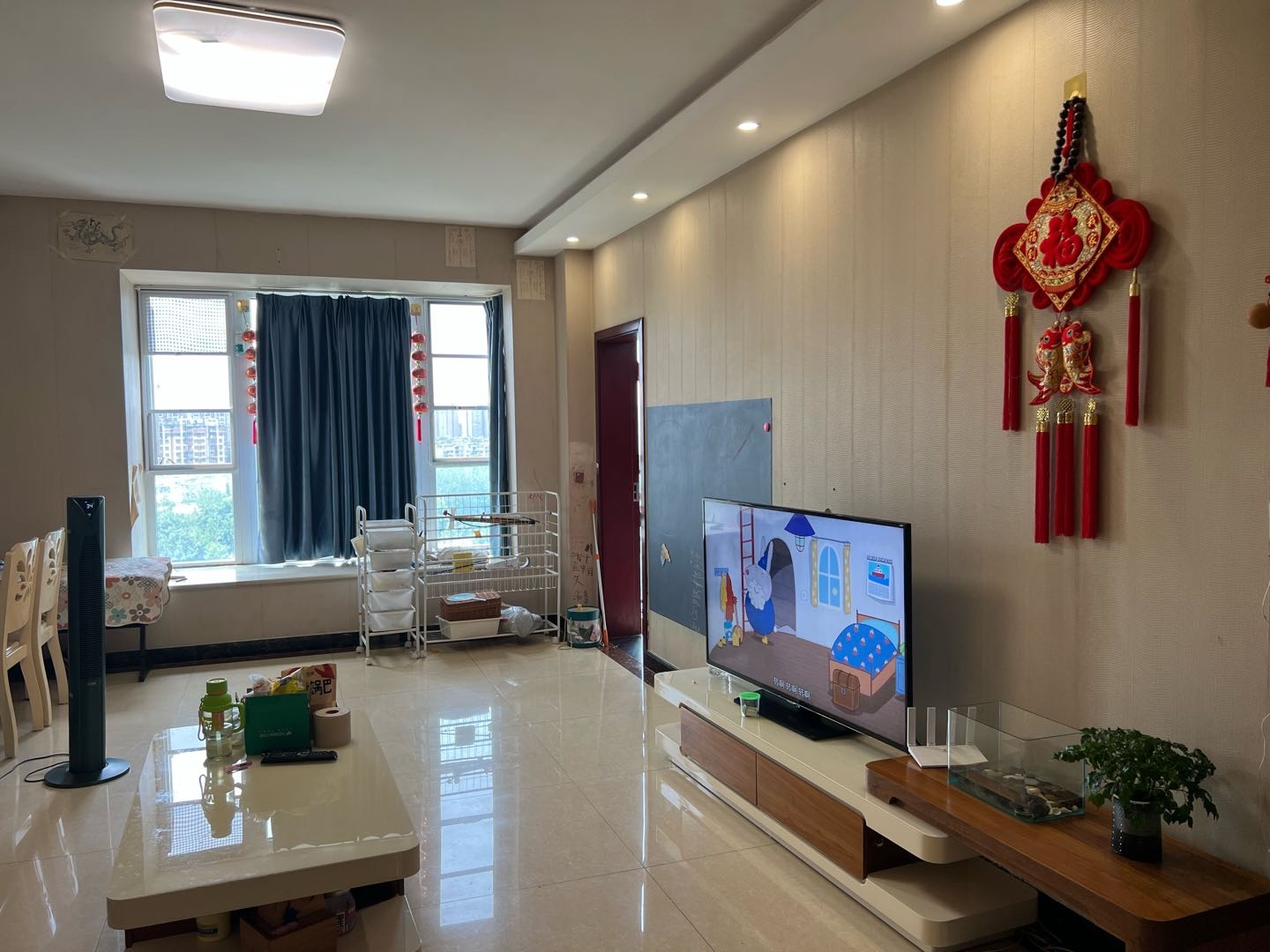 果堰小区 3居室 3000元/月