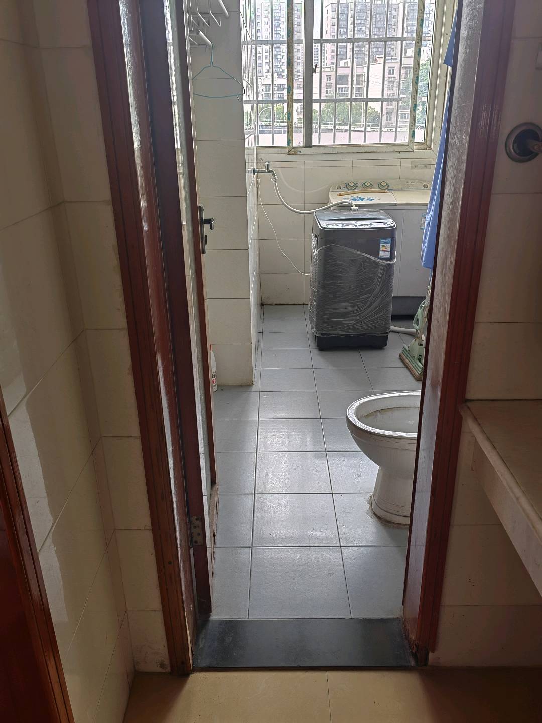 军港新村 随时看房·