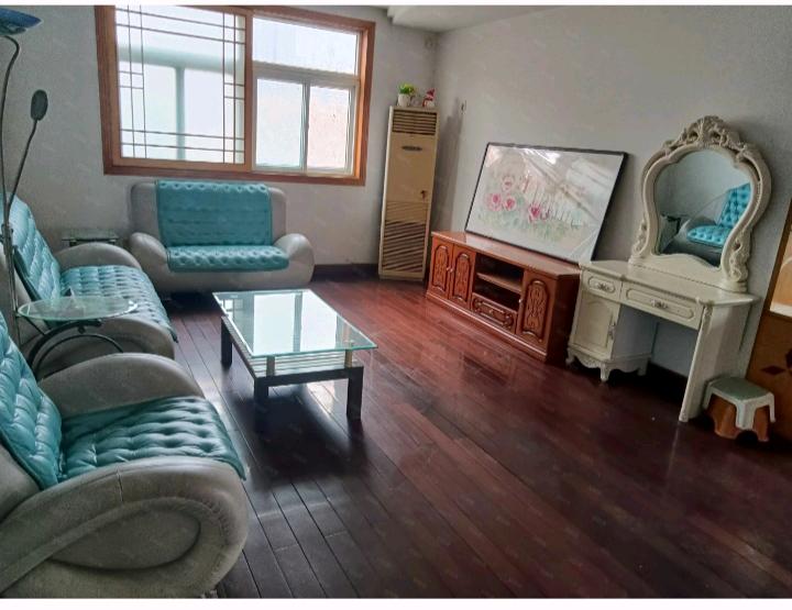 振兴小区 3居室 2100元/月