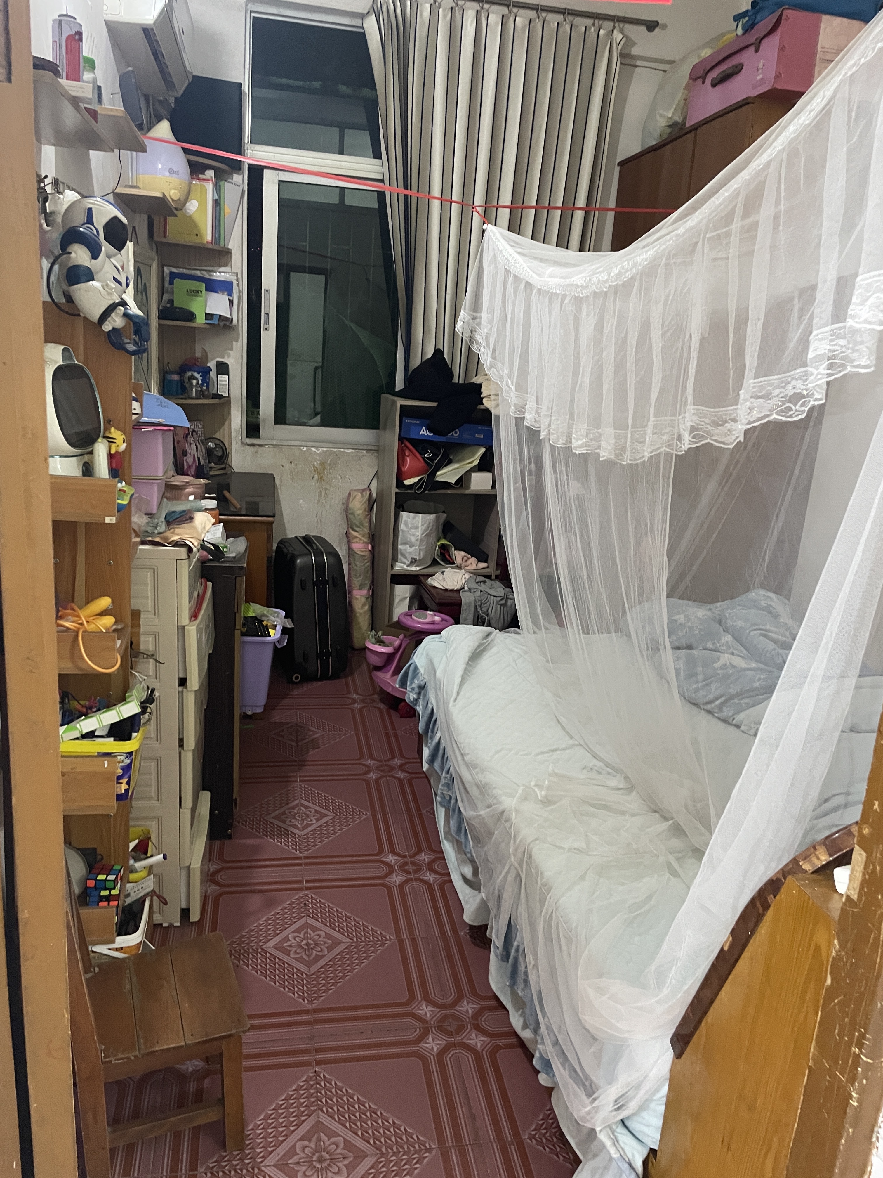 沿江东路8号 随时看房·