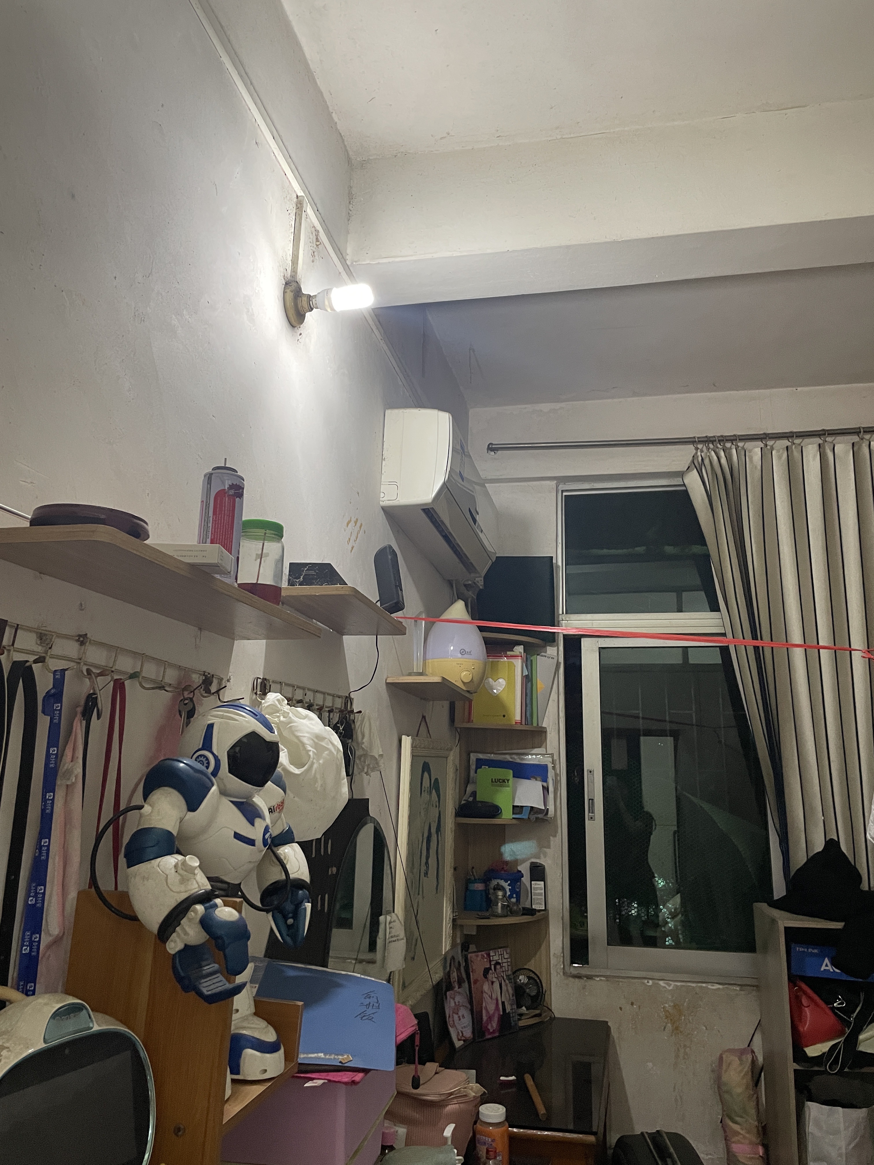沿江东路8号 随时看房·