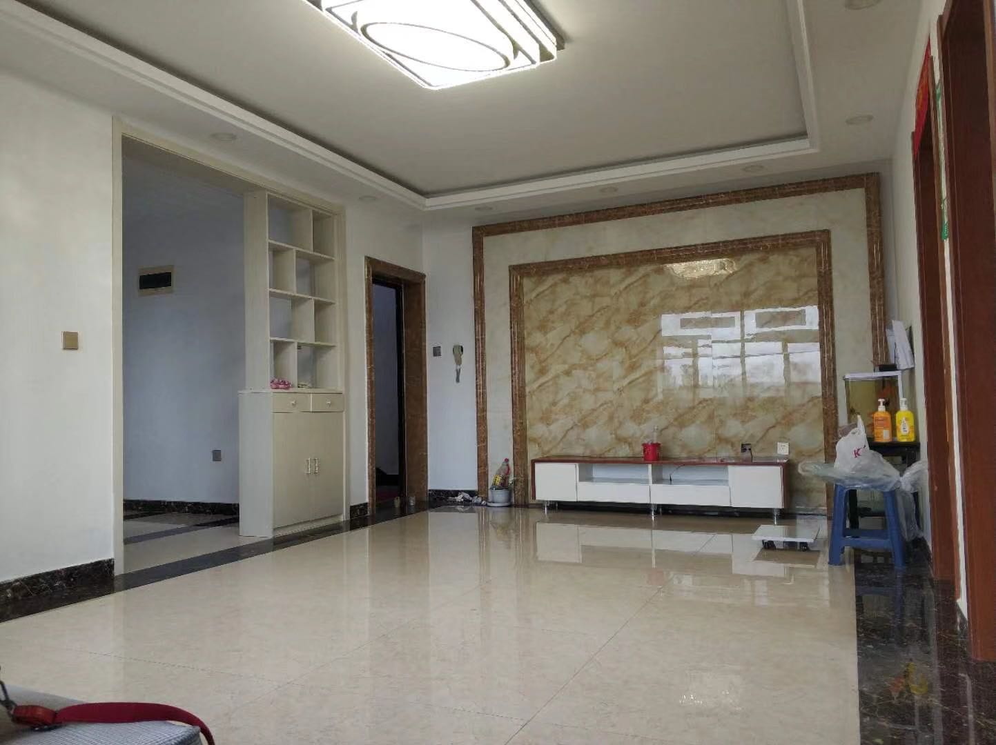 长安小区 3居室 2000元/月