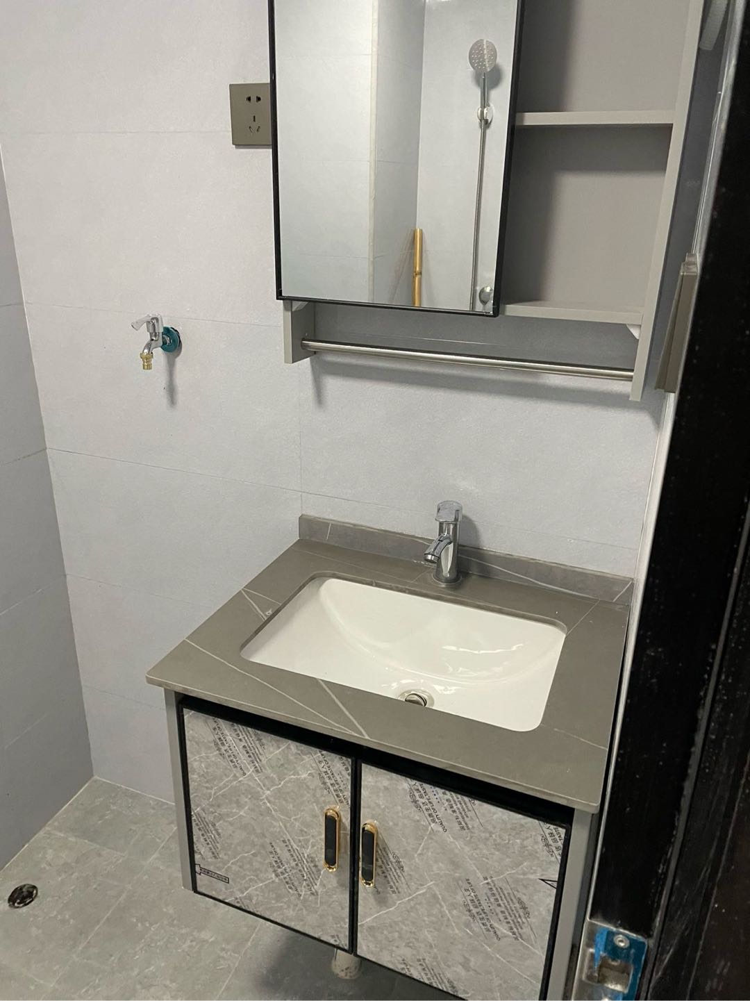 西湖前山 随时看房·