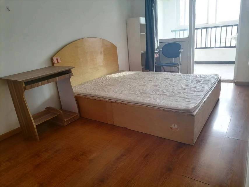 新西广街 随时看房·