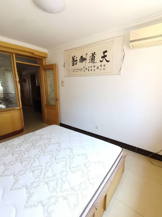 糖酒库小区 随时看房·
