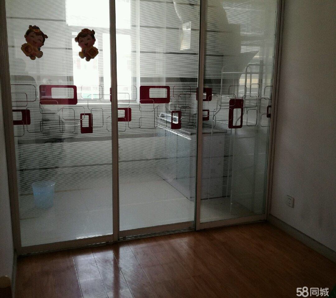 君苑小区 随时看房·