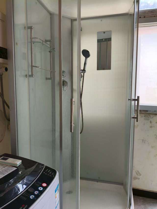 红庙街平房 随时看房·