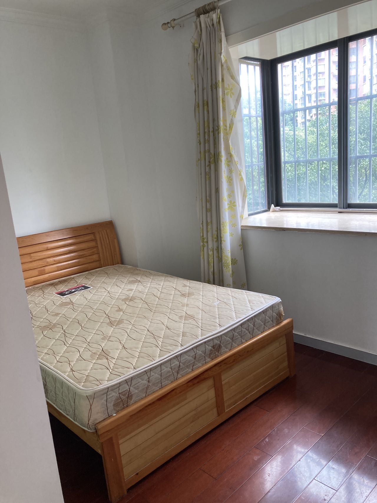 嘉鸿花园 随时看房·