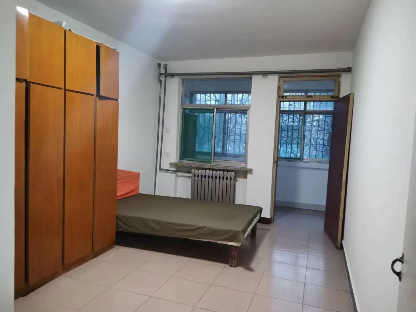 环城北路二化工宿舍 随时看房·