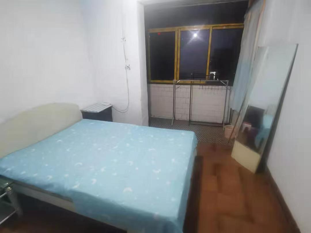 一环路东三段6号院 2居室 600元/月