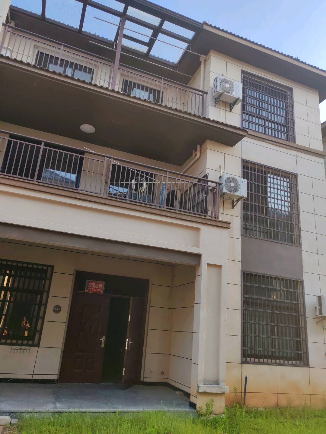 吴洲安置小区一期44栋东 随时看房·