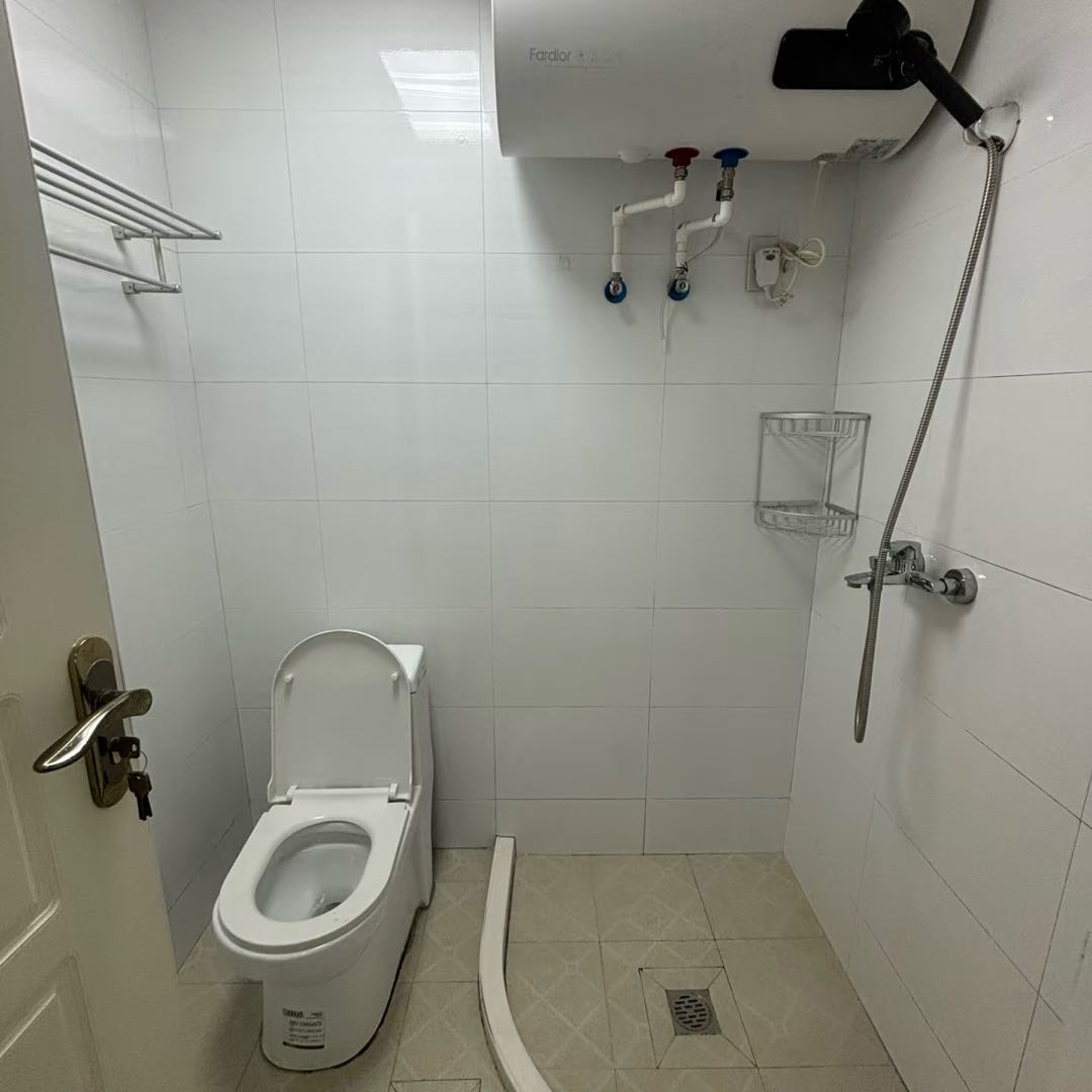 世博家园十一街坊 随时看房·