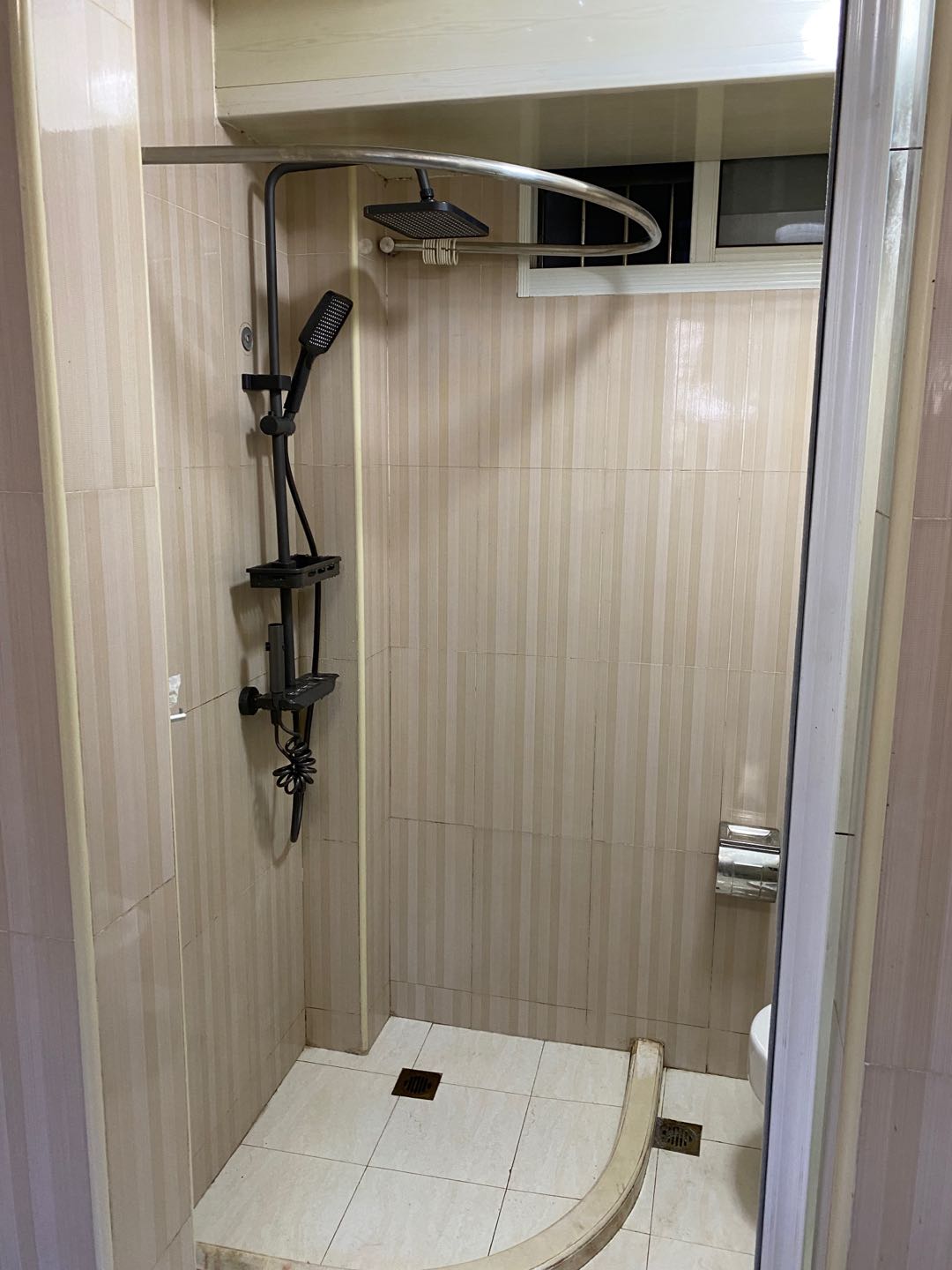 康健路100弄 随时看房·