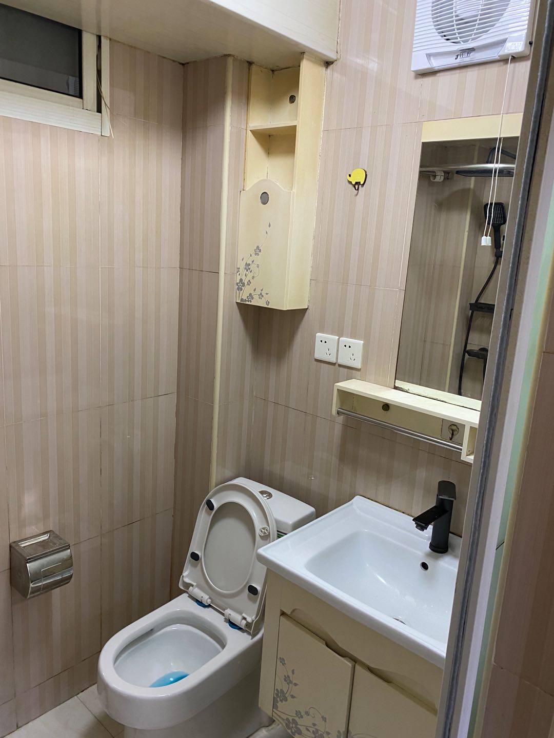 康健路100弄 随时看房·