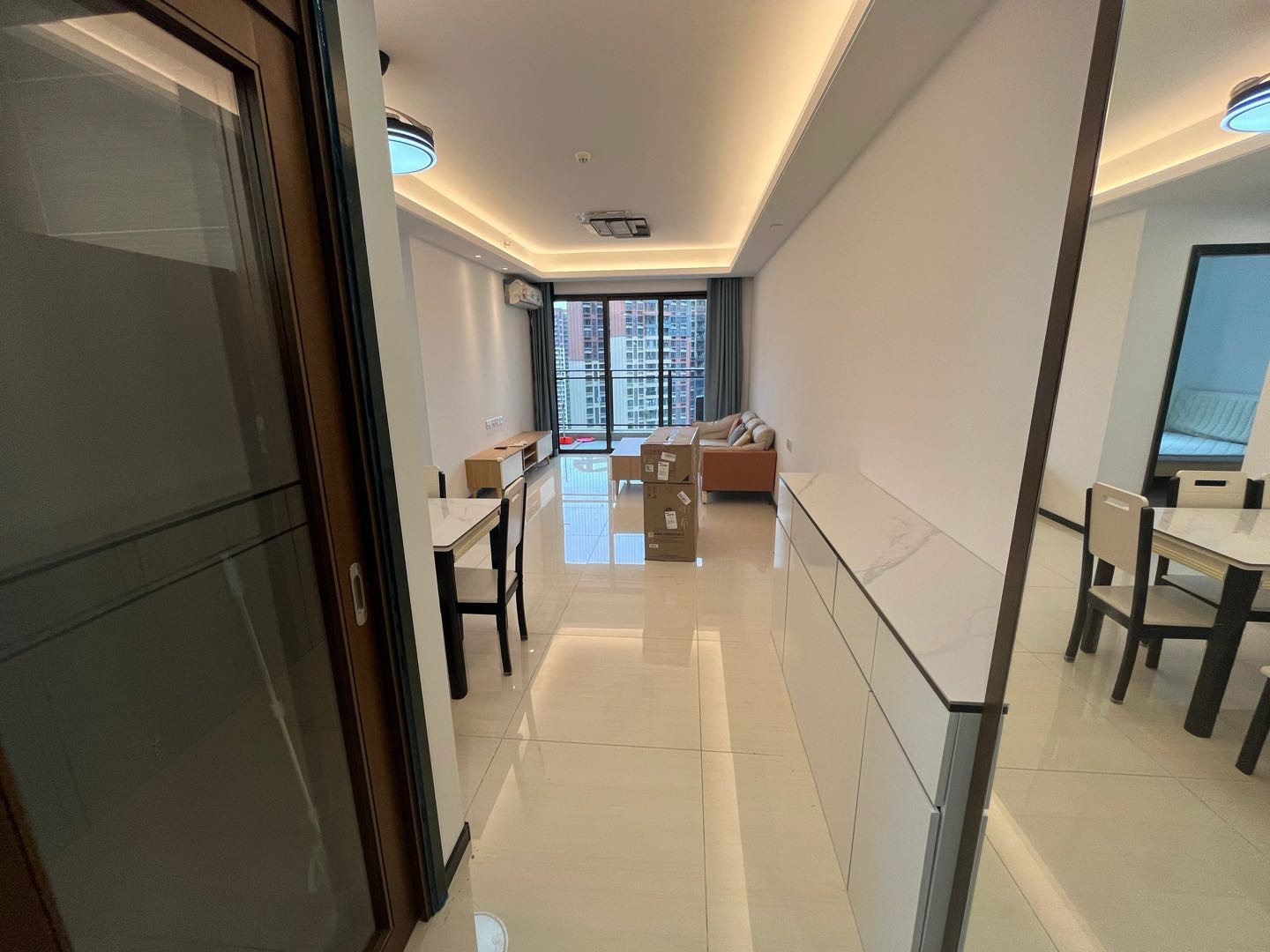 佛山龙光玖龙台 随时看房·