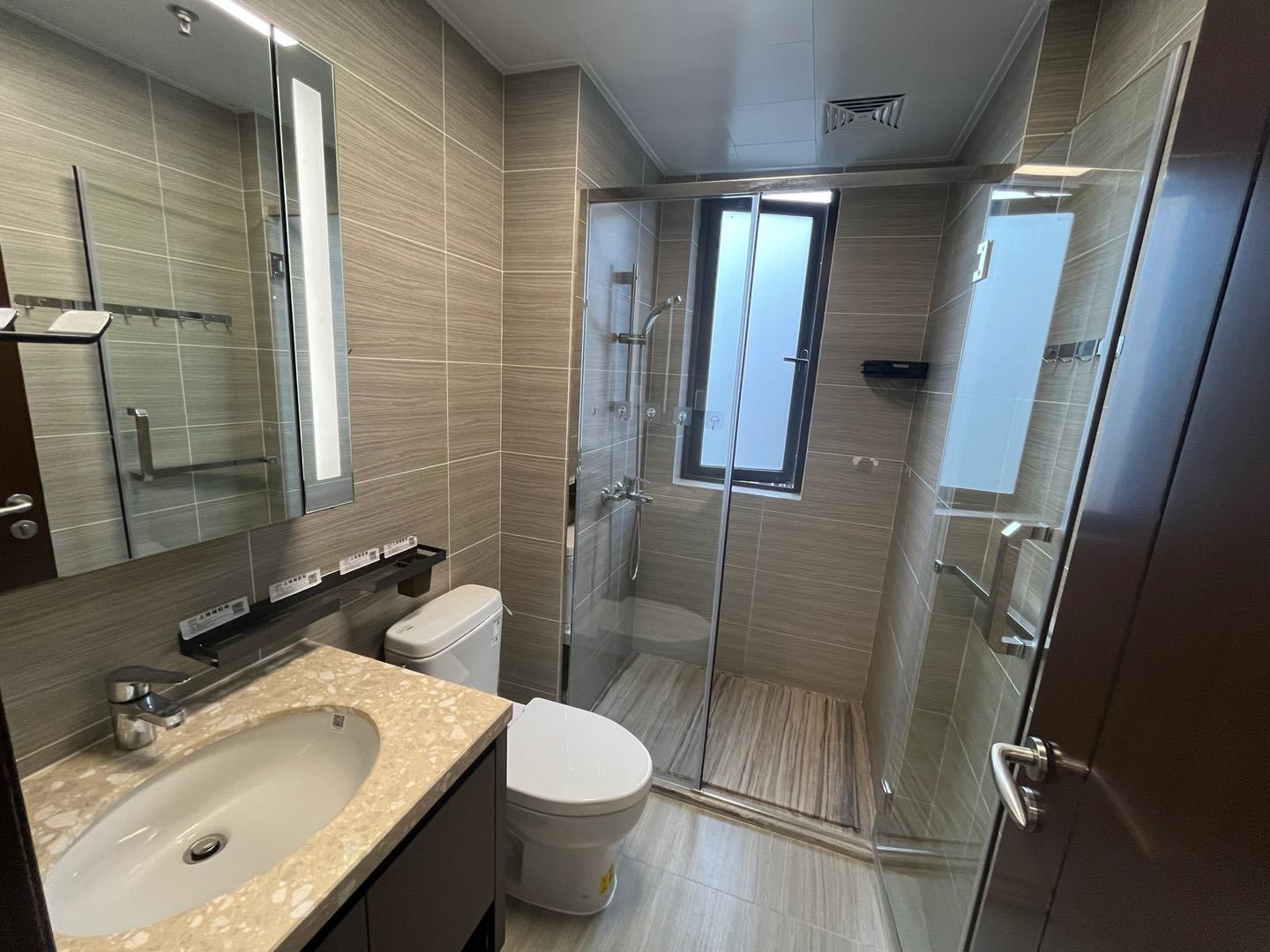 佛山龙光玖龙台 随时看房·