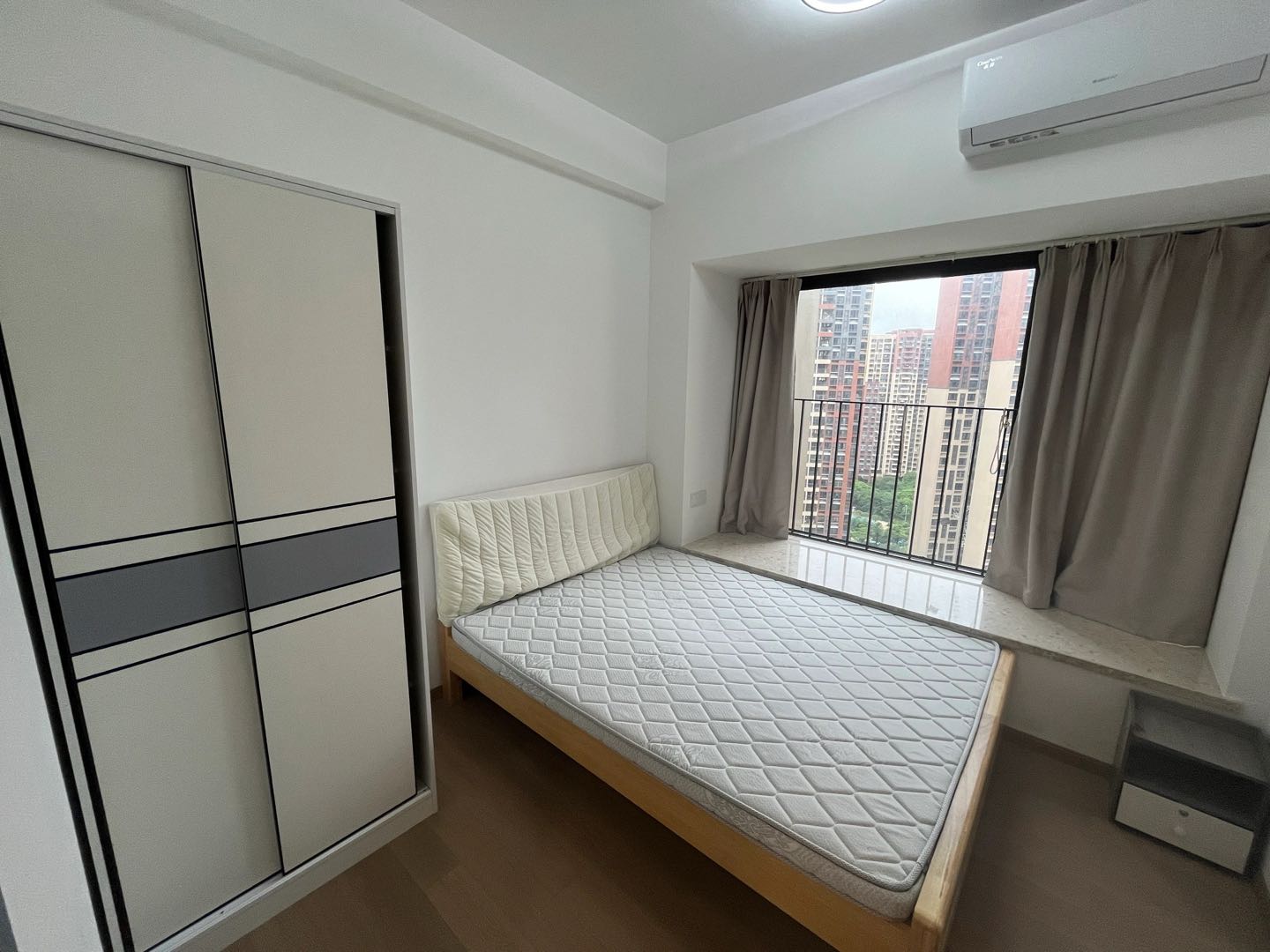 佛山龙光玖龙台 随时看房·