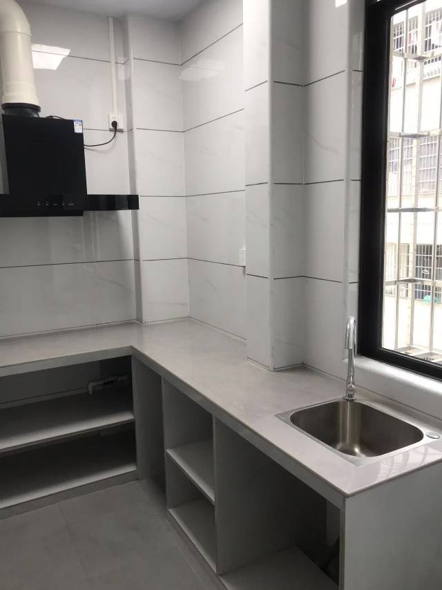 东江小区 随时看房·