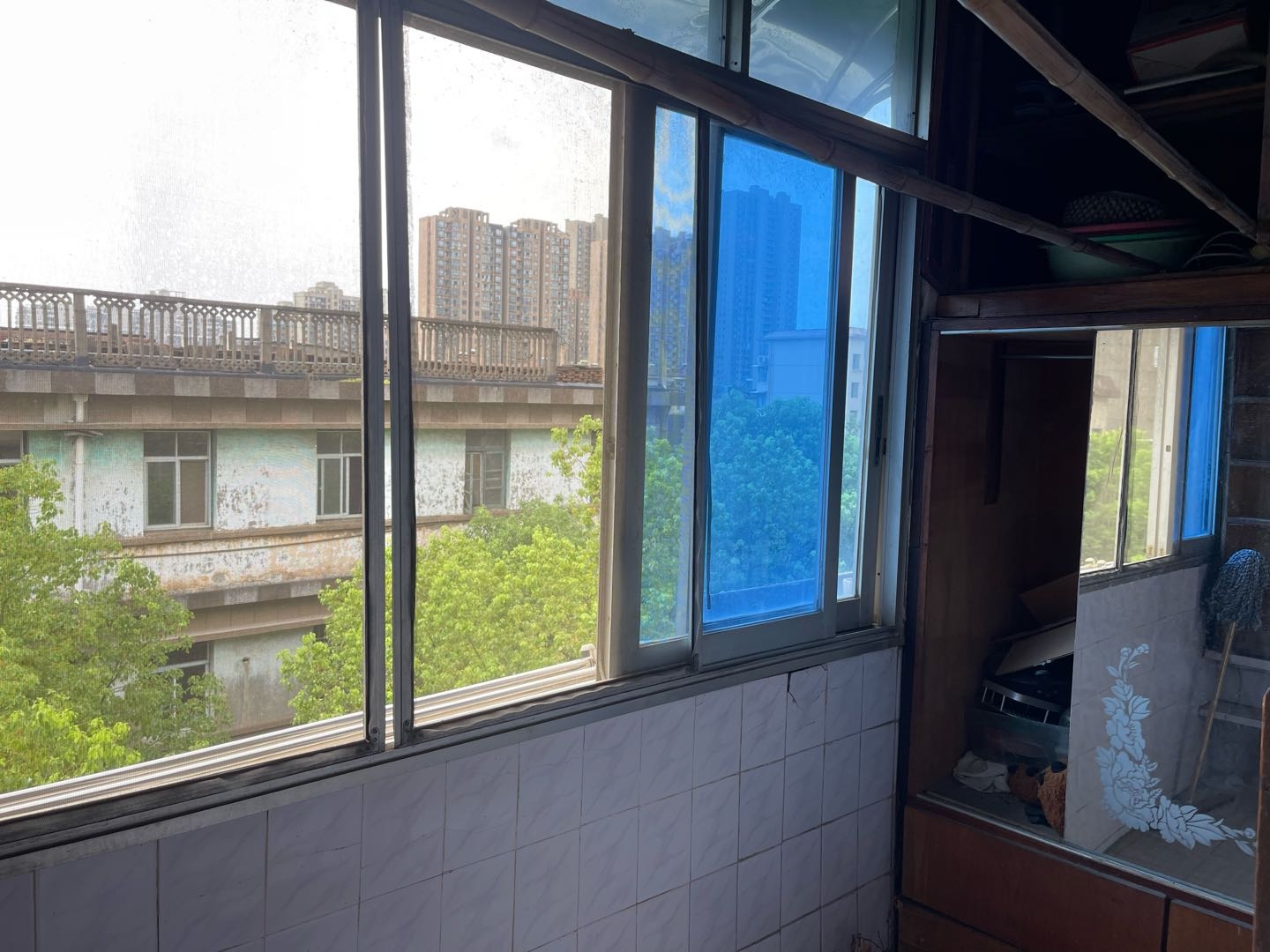 洪钢社区 随时看房·