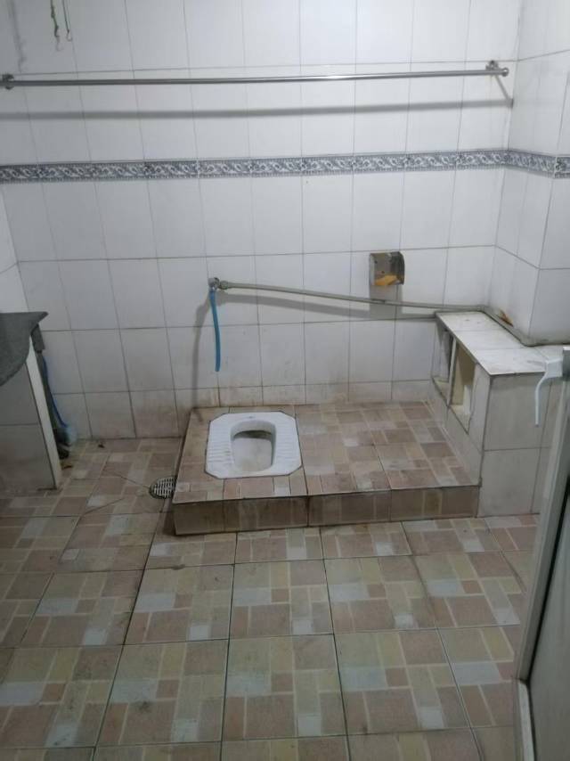 渝堰大厦 随时看房·
