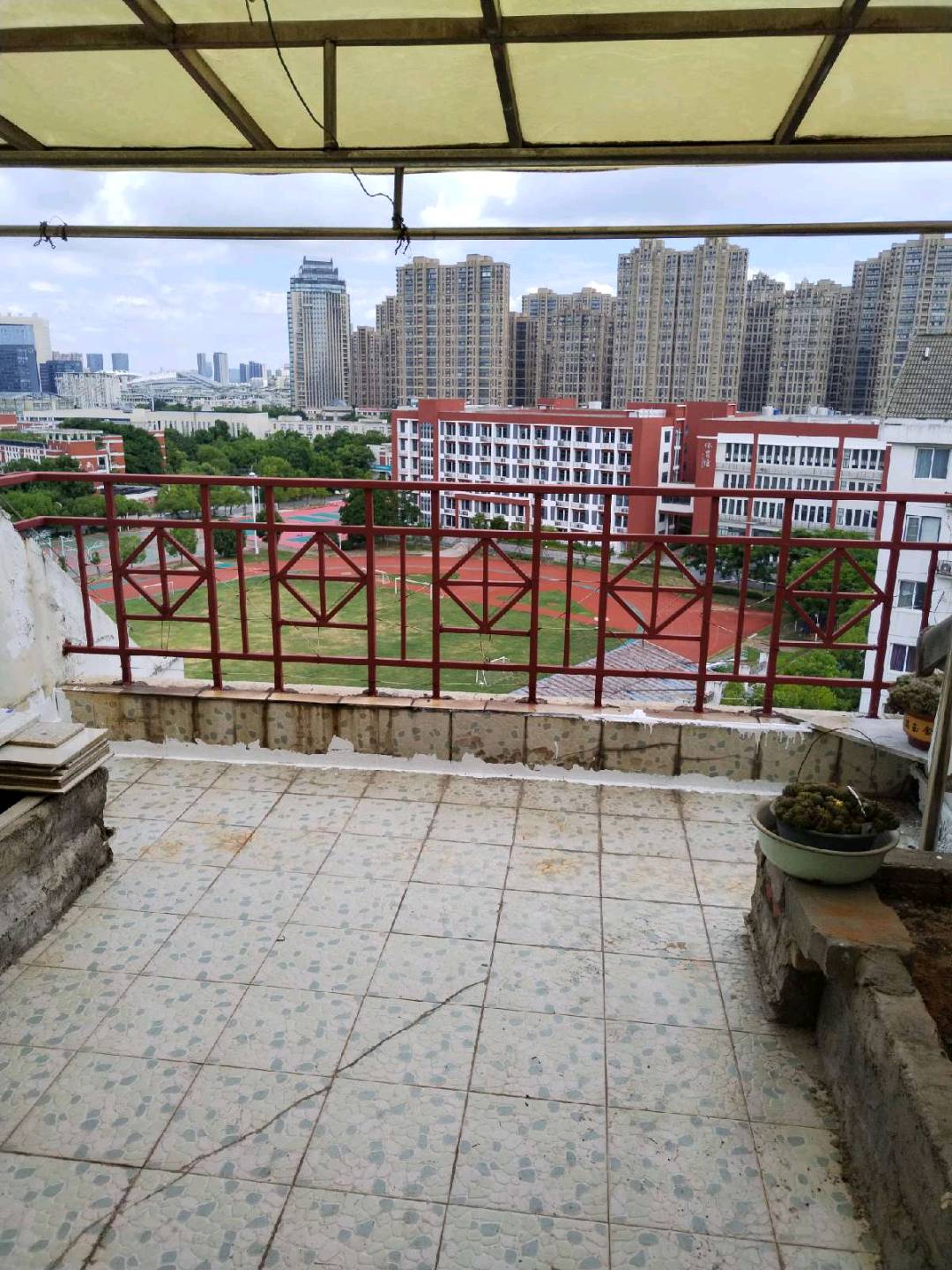 武汉沌口经开一高中/江汉大学旁水木清华 随时看房·