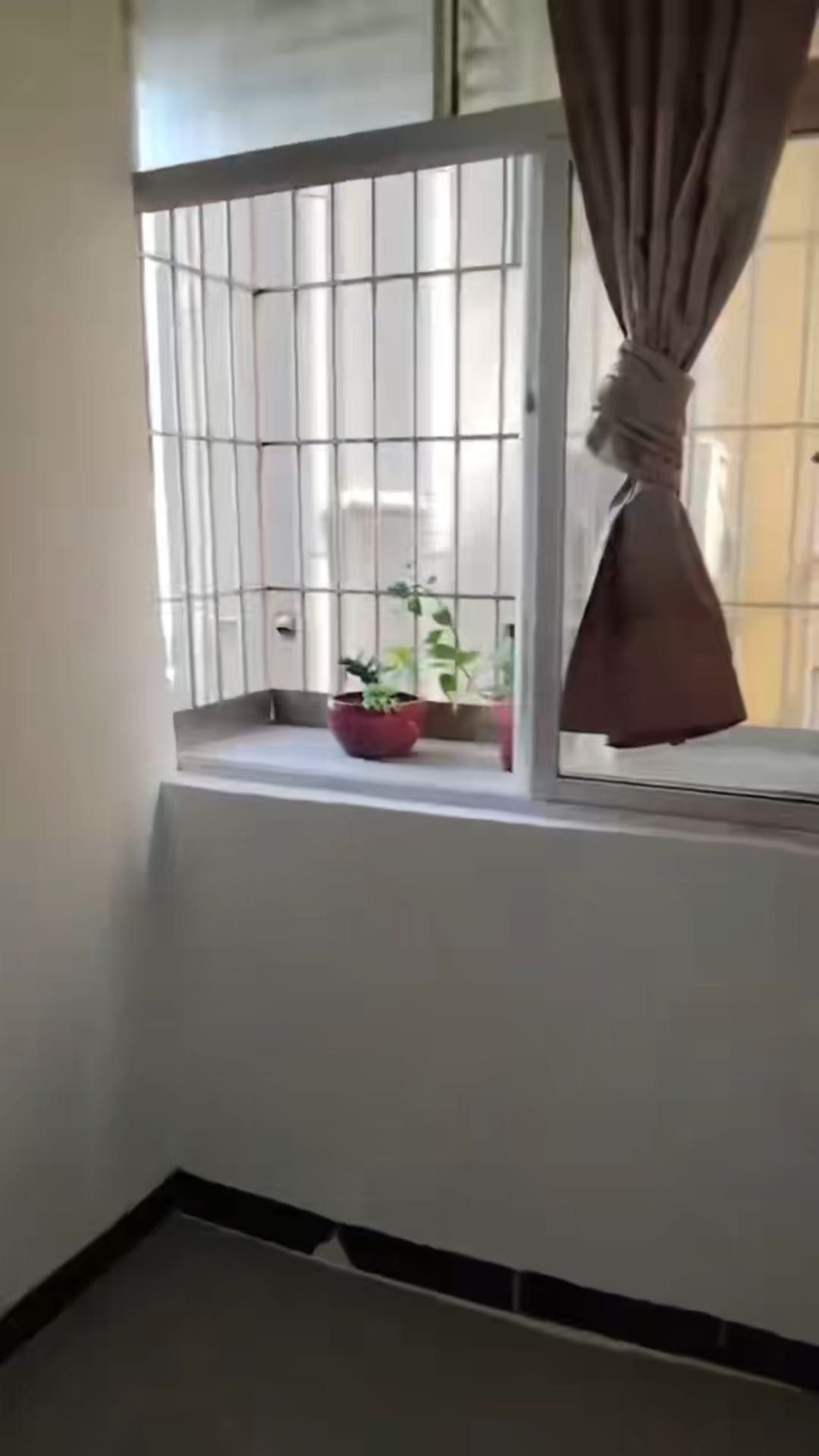 羊台新村 随时看房·