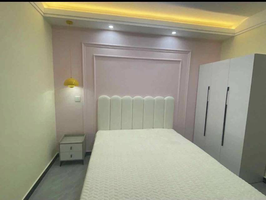 十里尹村雅苑 随时看房·