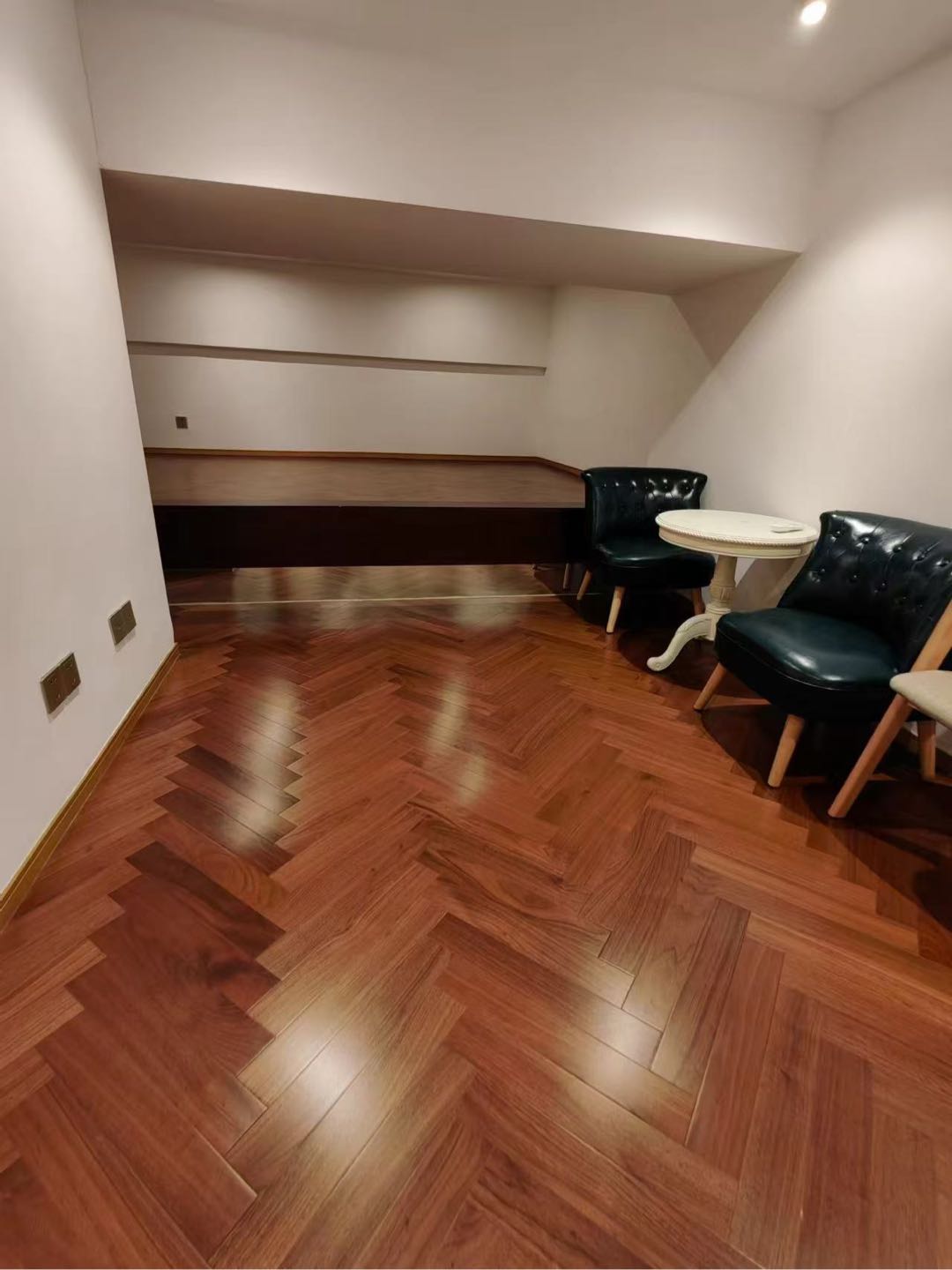 爱琴海loft公寓 随时看房·