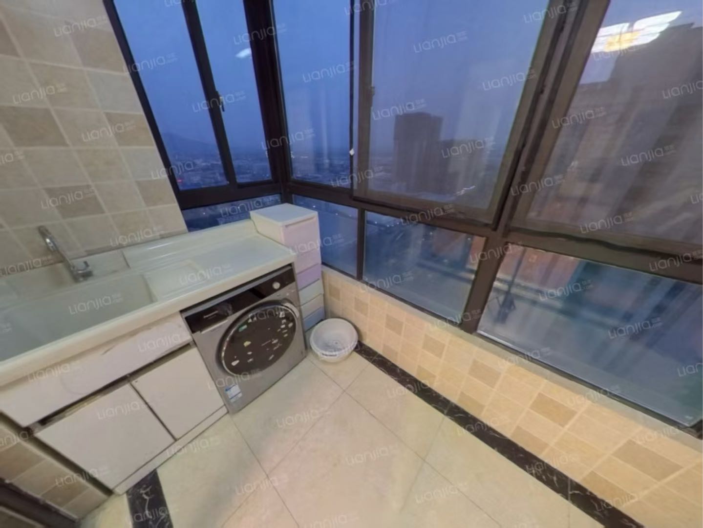 保利中央公园 随时看房·