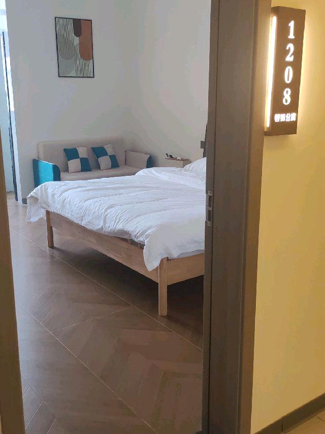 高峰活动中心 随时看房·