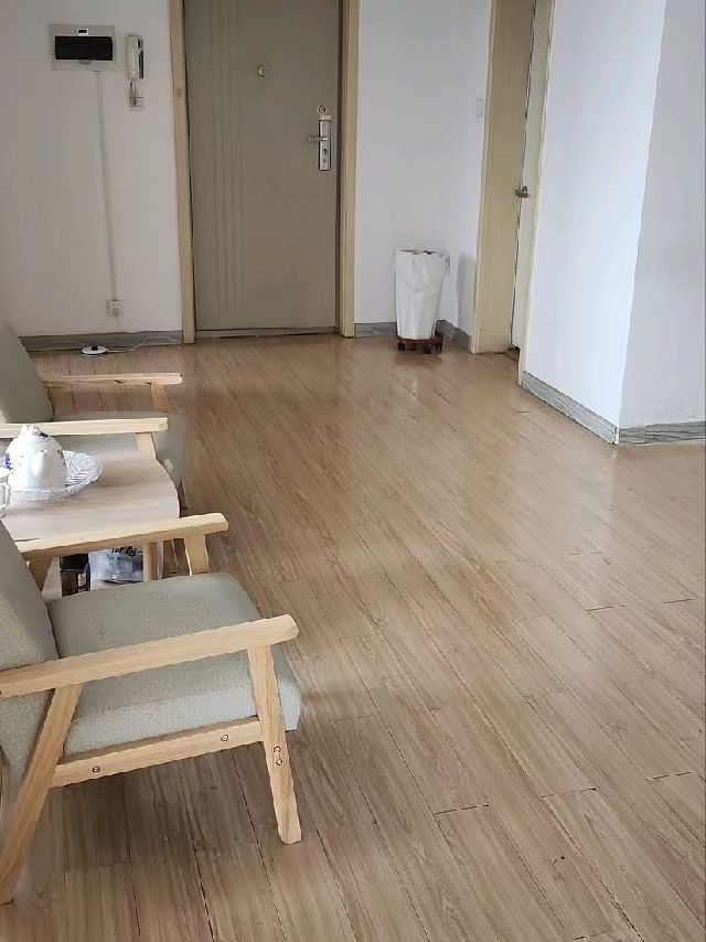 金凤区紫荆花商务中心 随时看房·