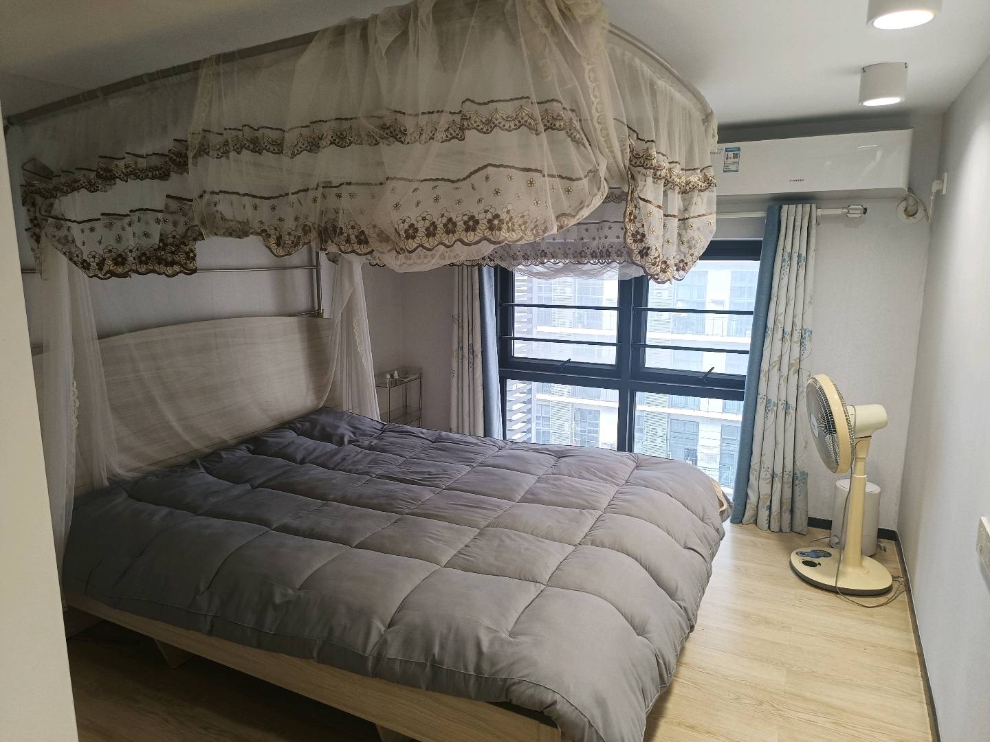 万科金域城东花园 随时看房·