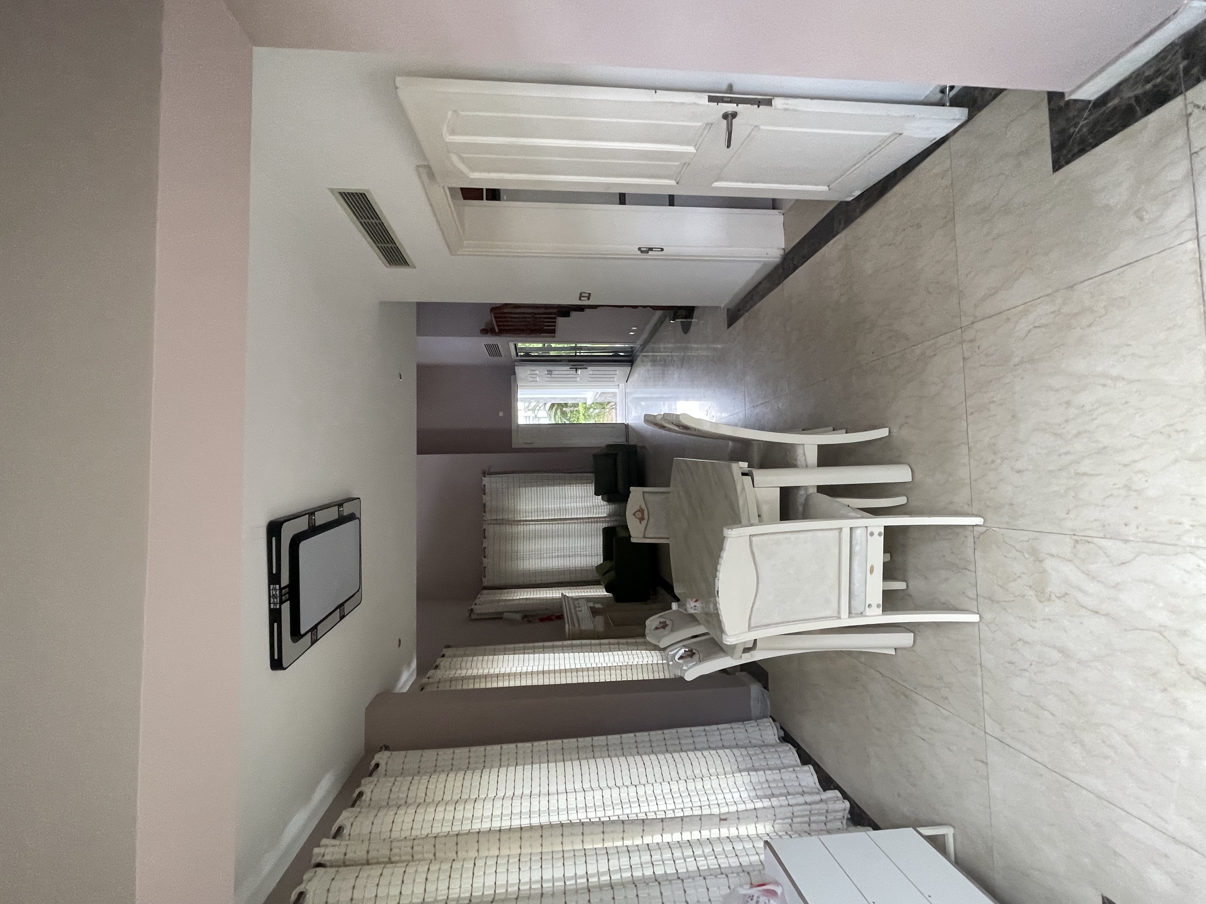 罗山绿洲别墅 随时看房·