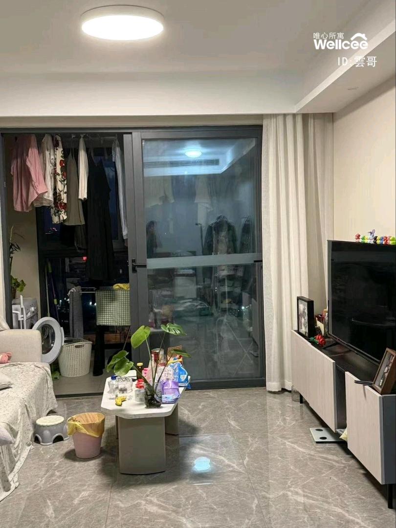 上海虹桥领峯 3居室 2000元/月