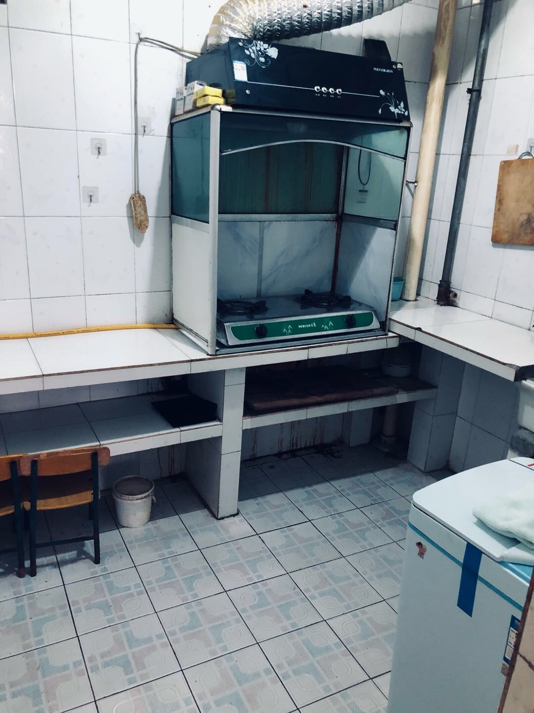 土门子街道2号楼4单元四楼 随时看房·