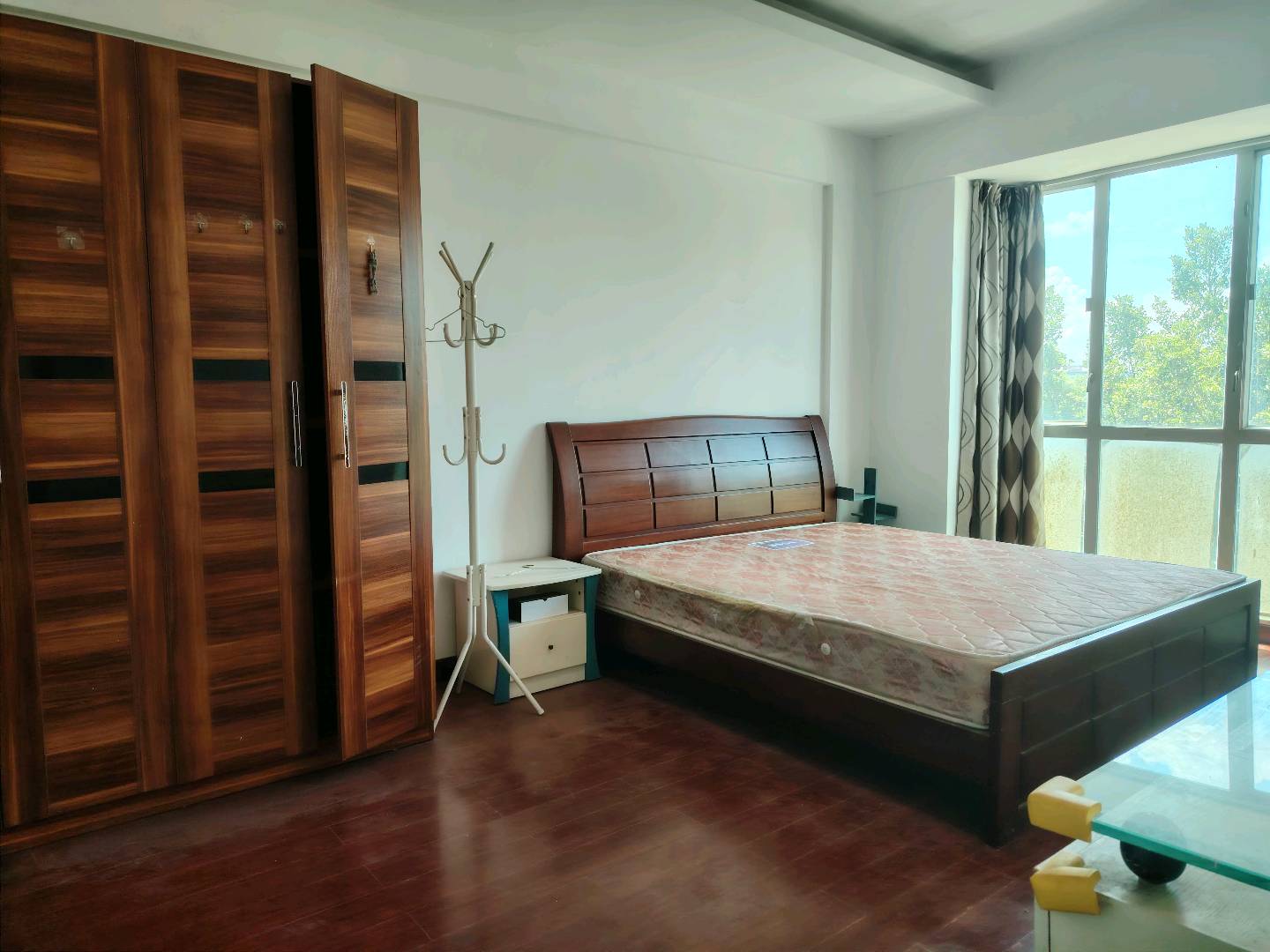 海滨花园 随时看房·