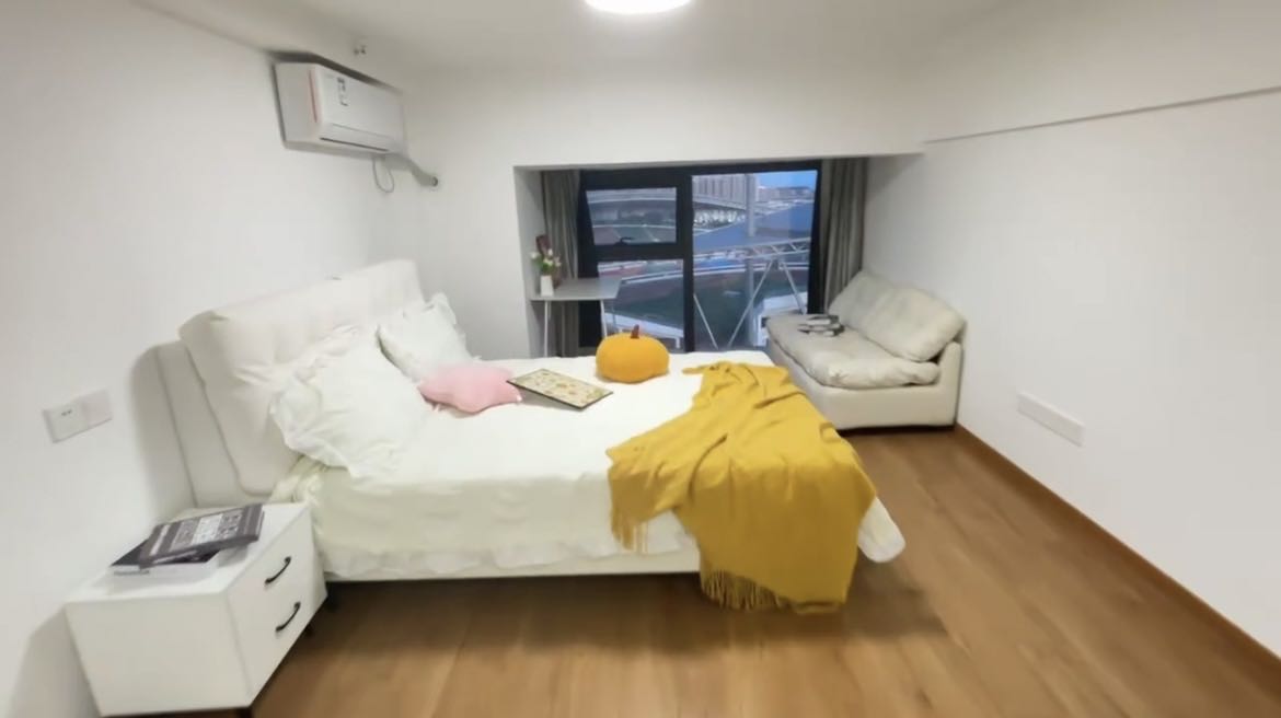 中梁悦天地 1居室 1800元/月