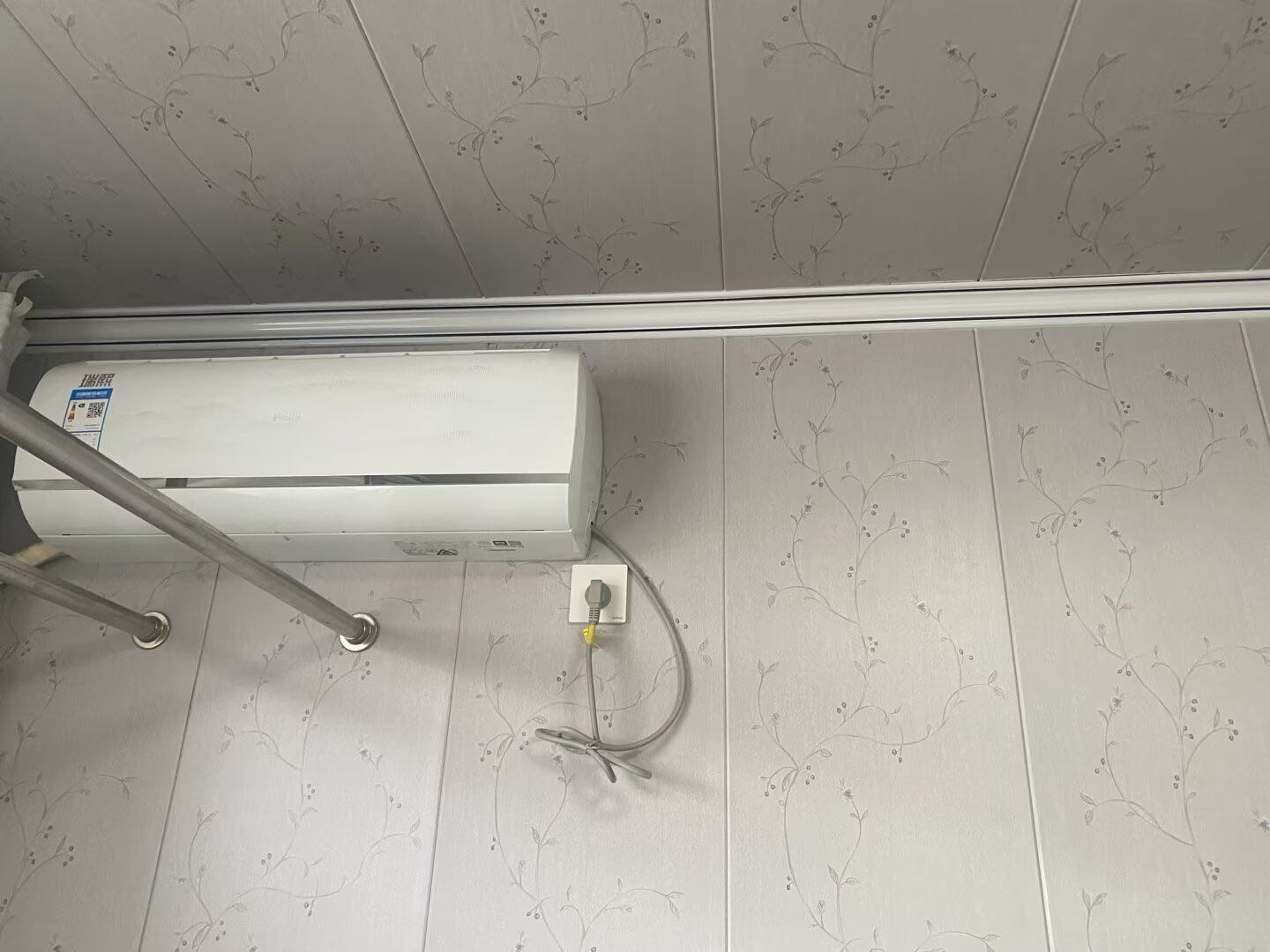 府东新村 随时看房·