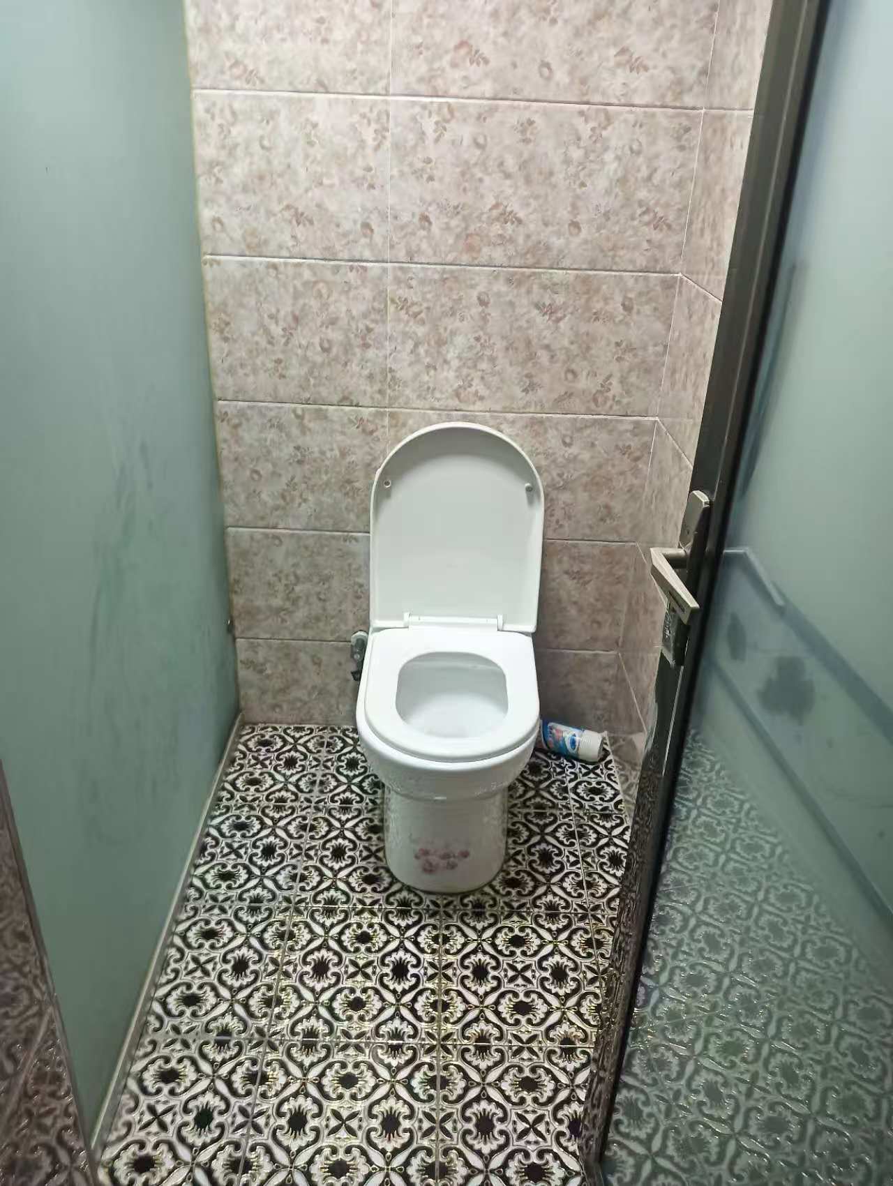 凤凰小区 随时看房·