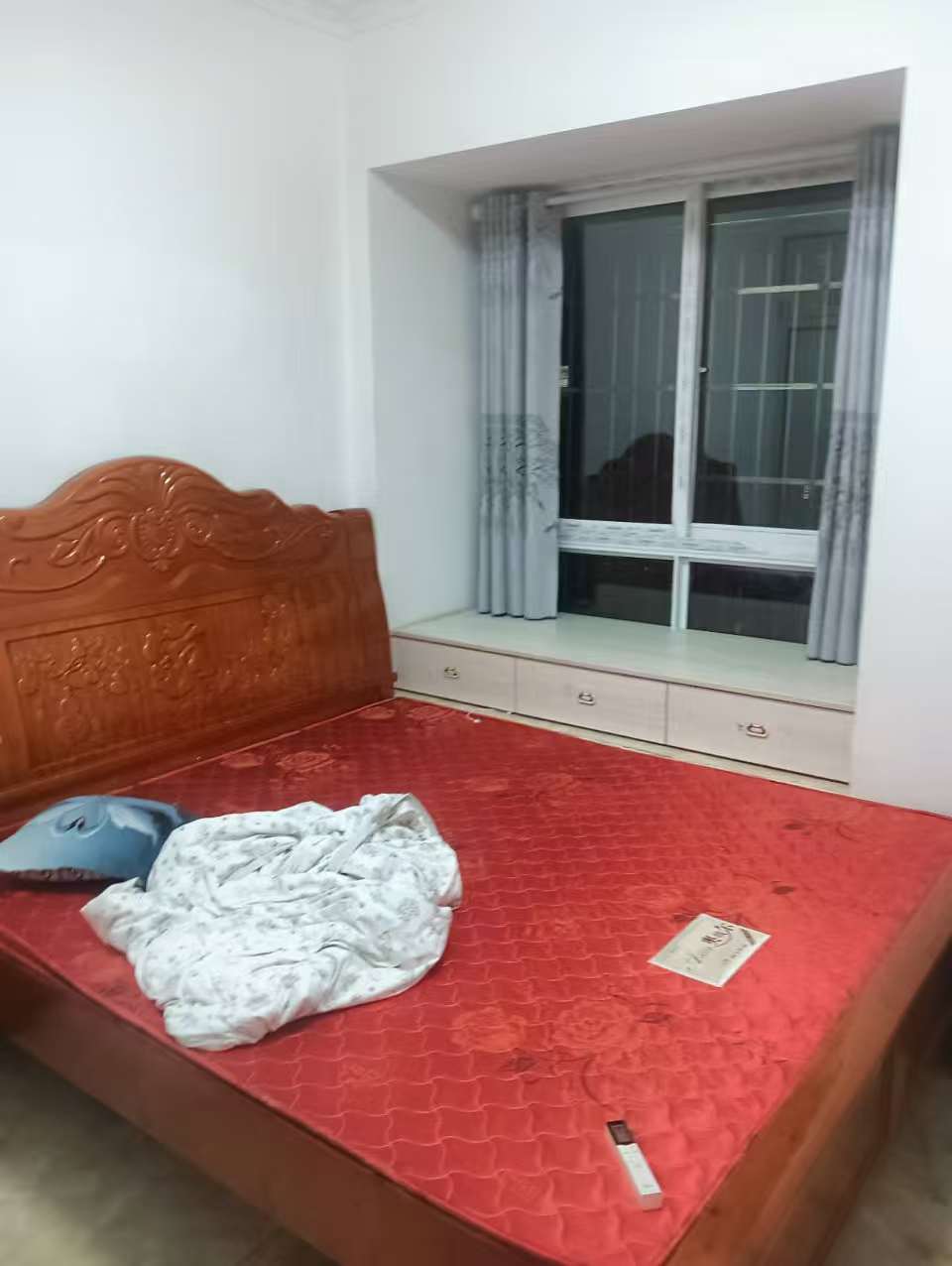 凤凰小区 随时看房·