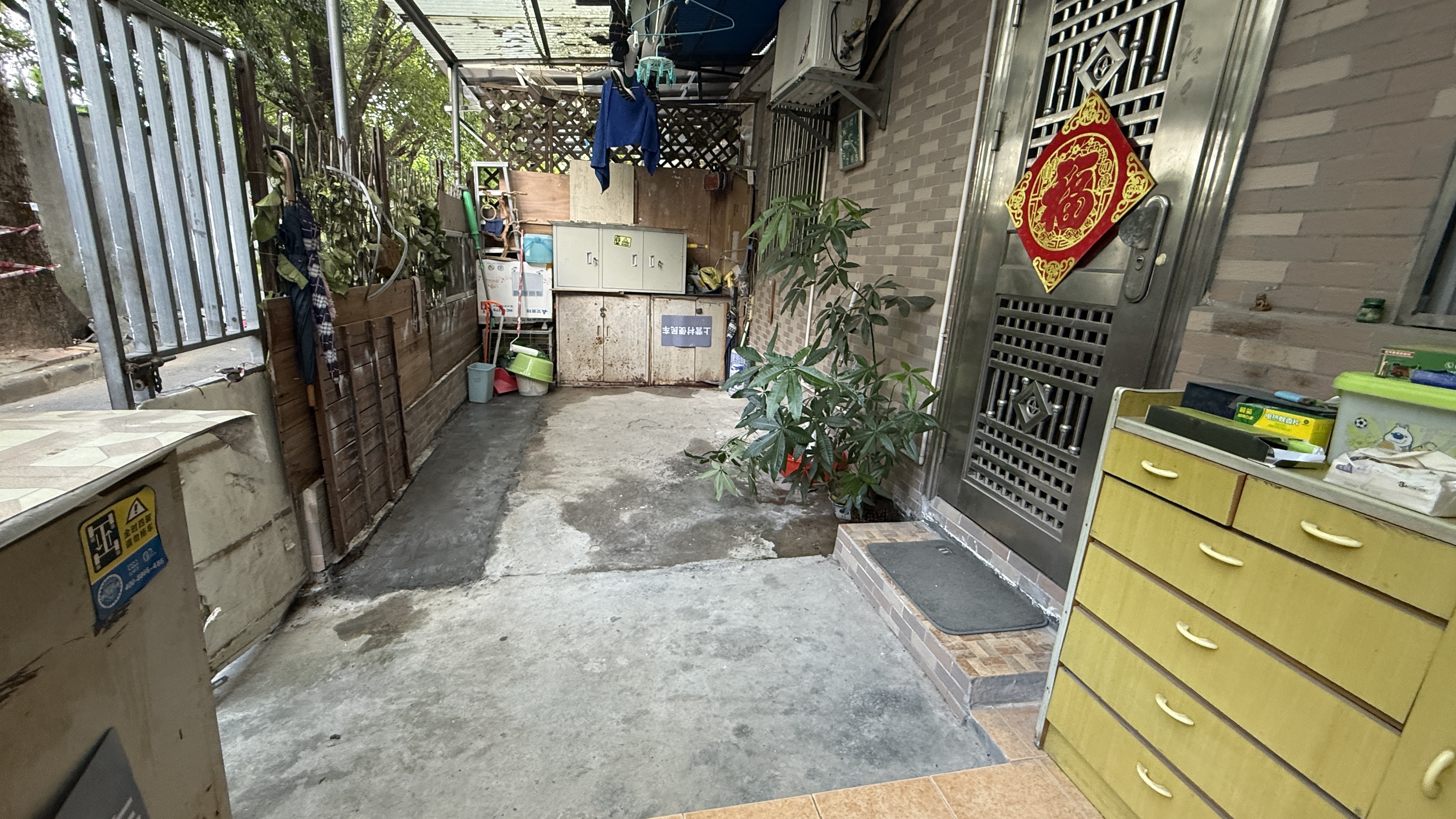 狮带岗小区 随时看房·
