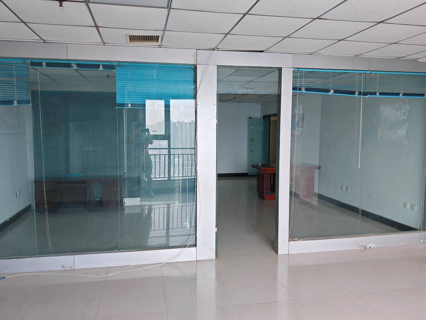 省汇中心写字楼 随时看房·