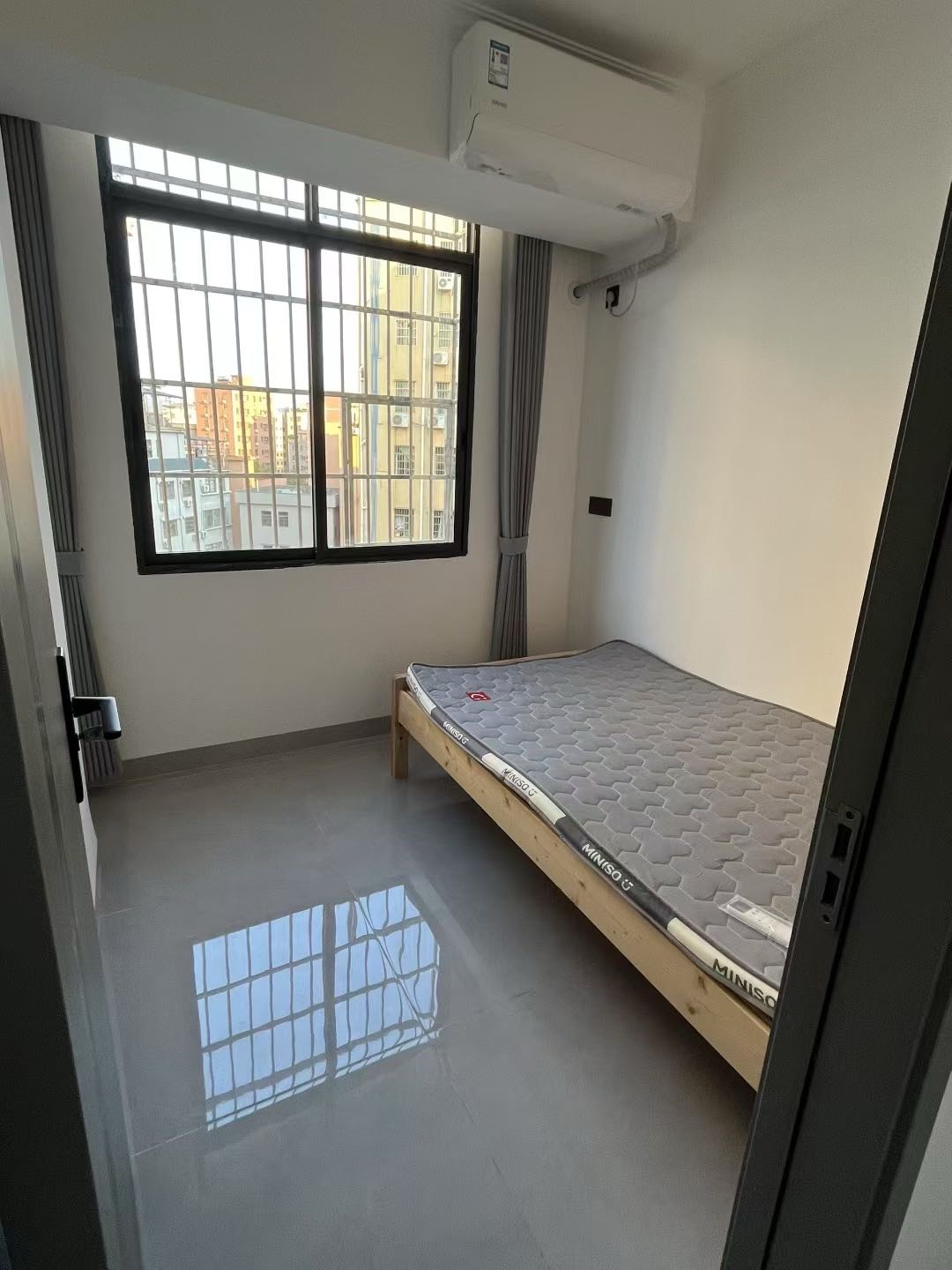 美人鱼小区 随时看房·