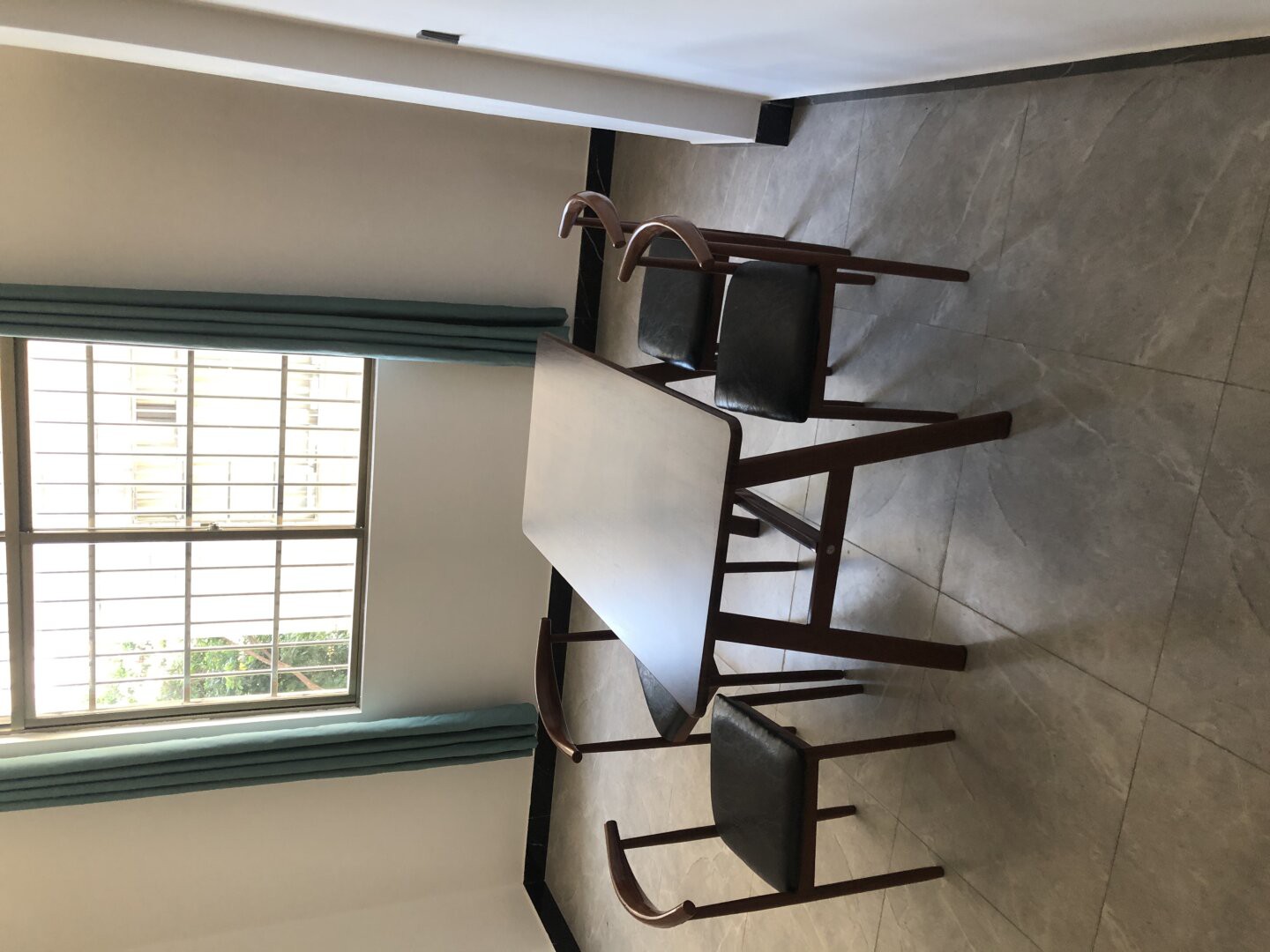 猛鸡特村 随时看房·