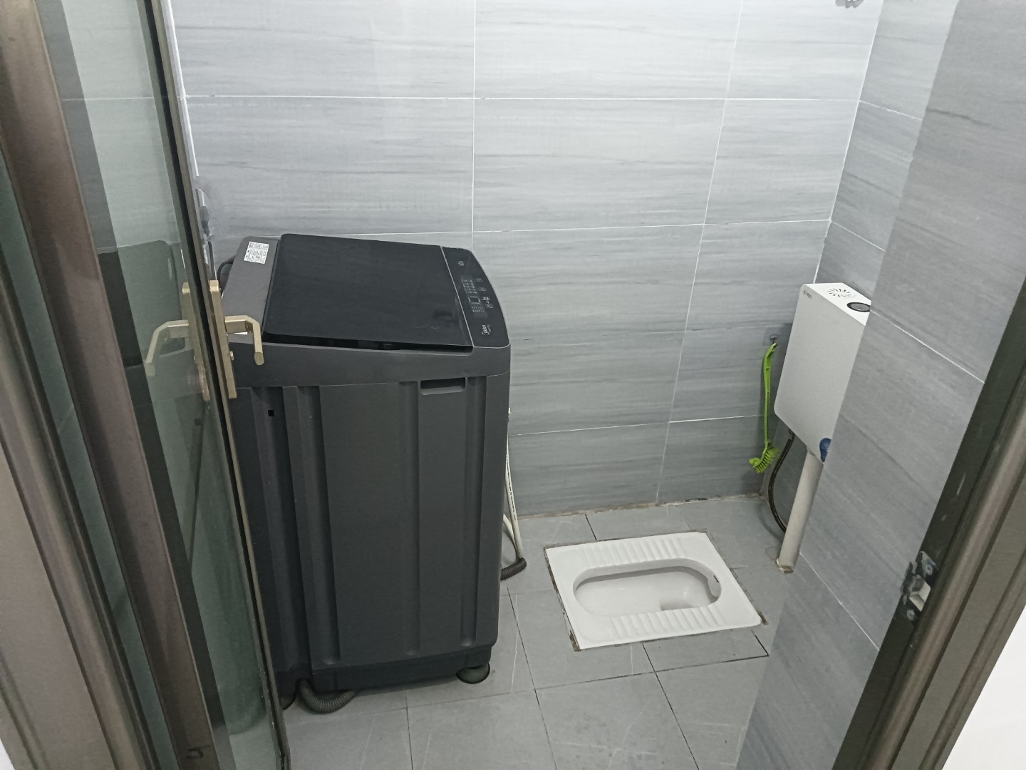 猛鸡特村 随时看房·