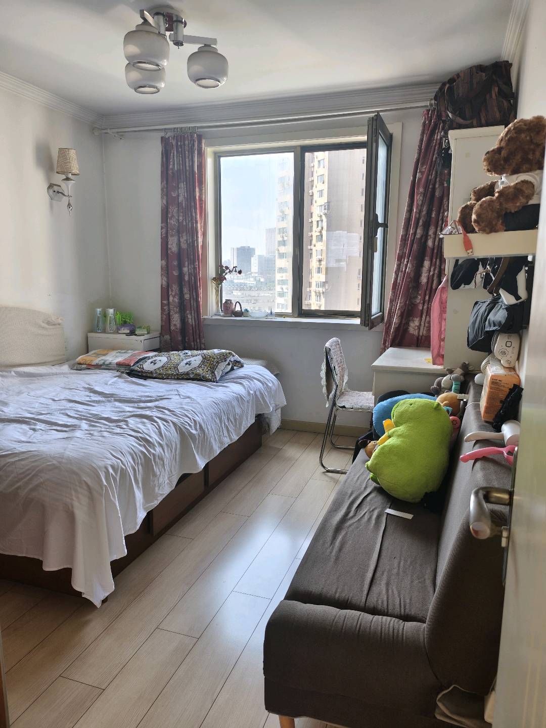 世纪村东区 随时看房·