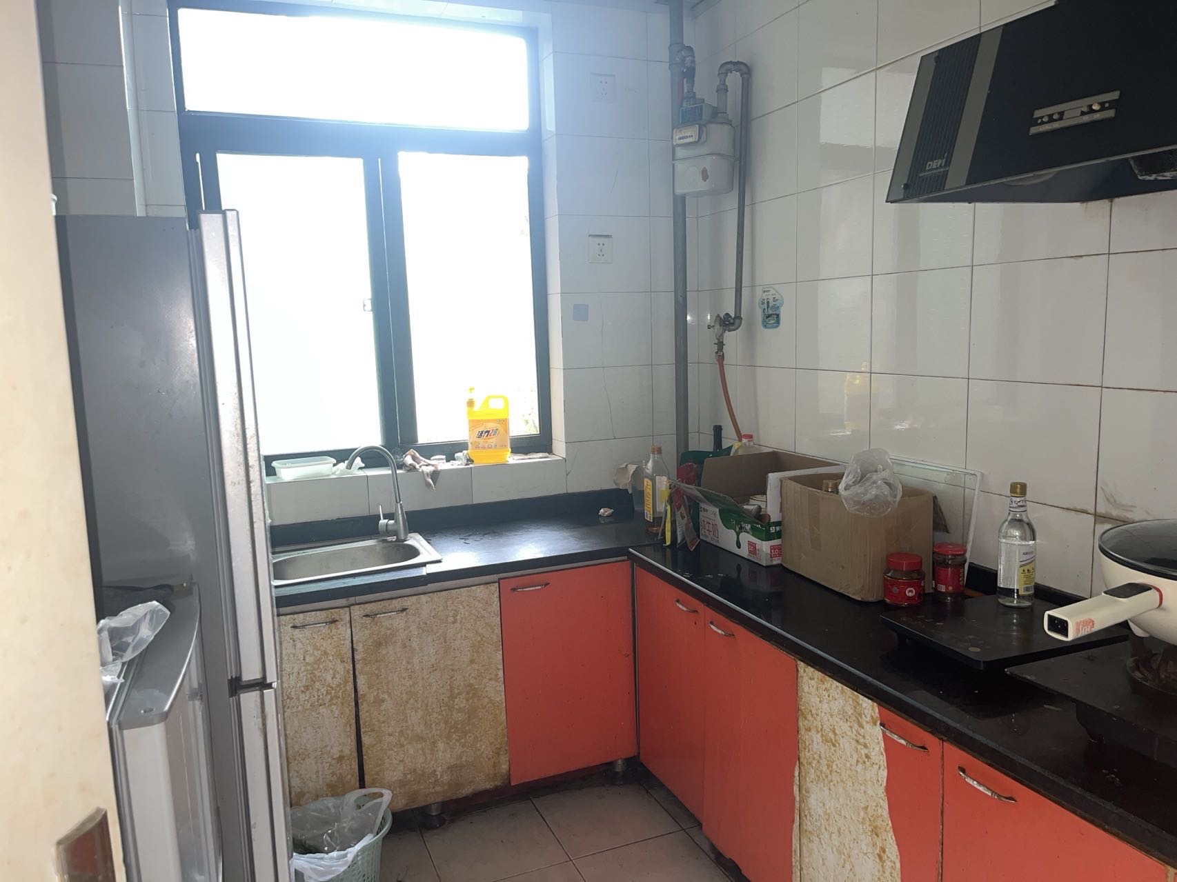 夏日景色一区 随时看房·