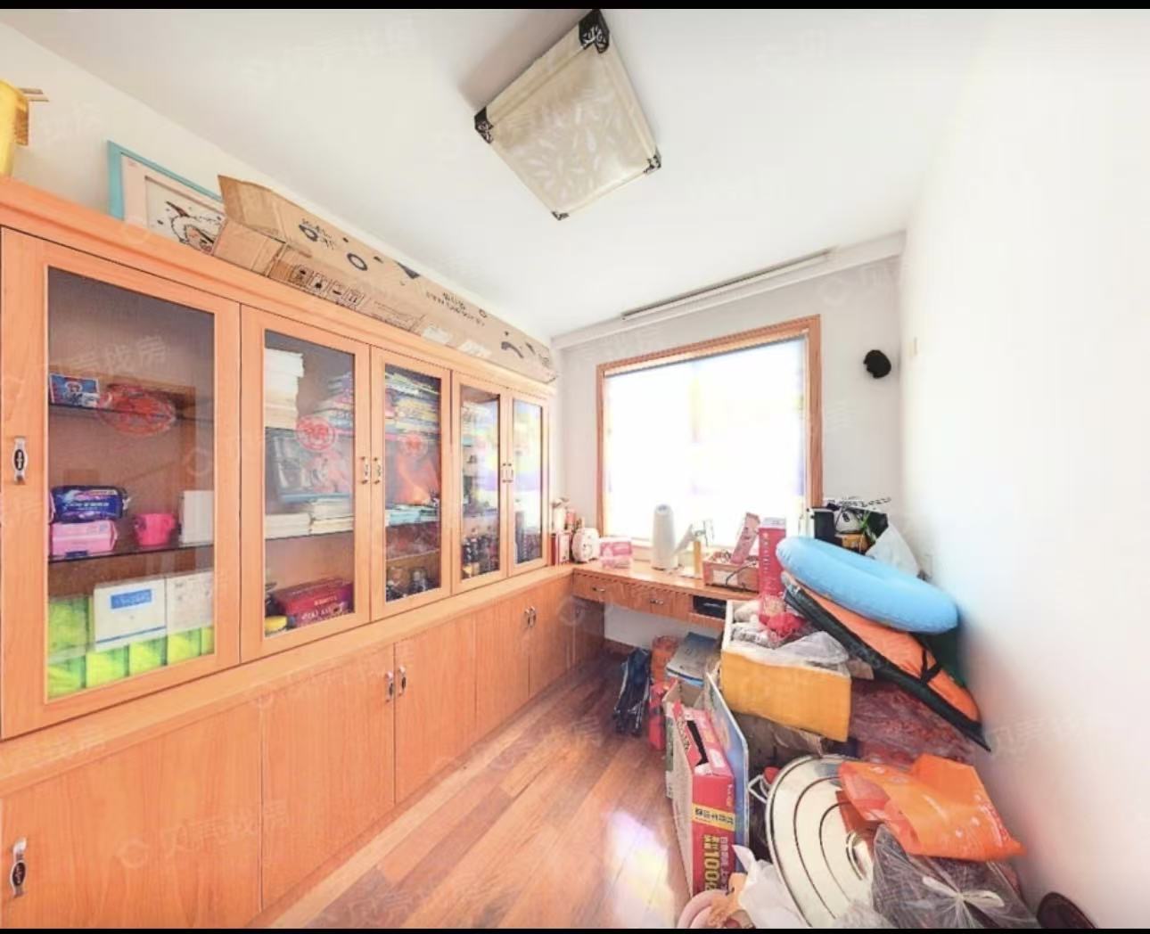 洞山新村 随时看房·