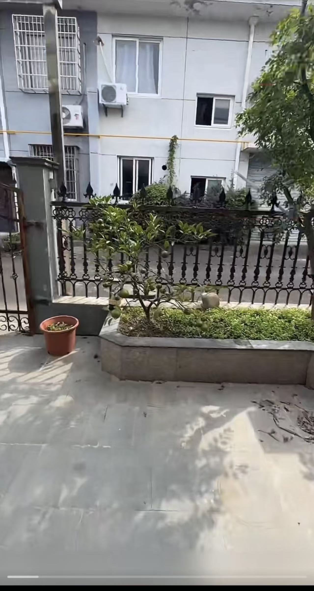 洞山新村 随时看房·