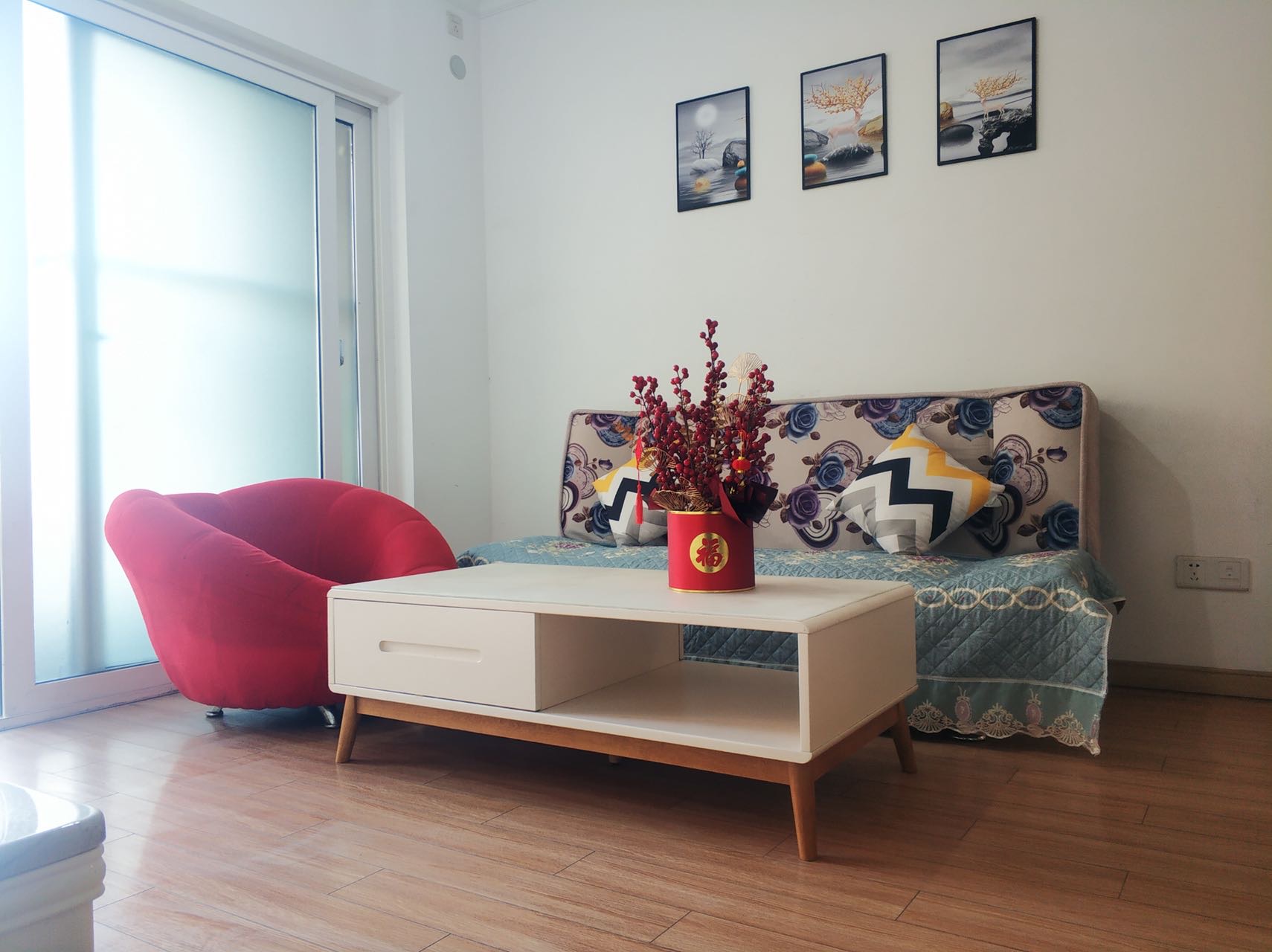 万科城紫兰苑 3居室 1300元/月